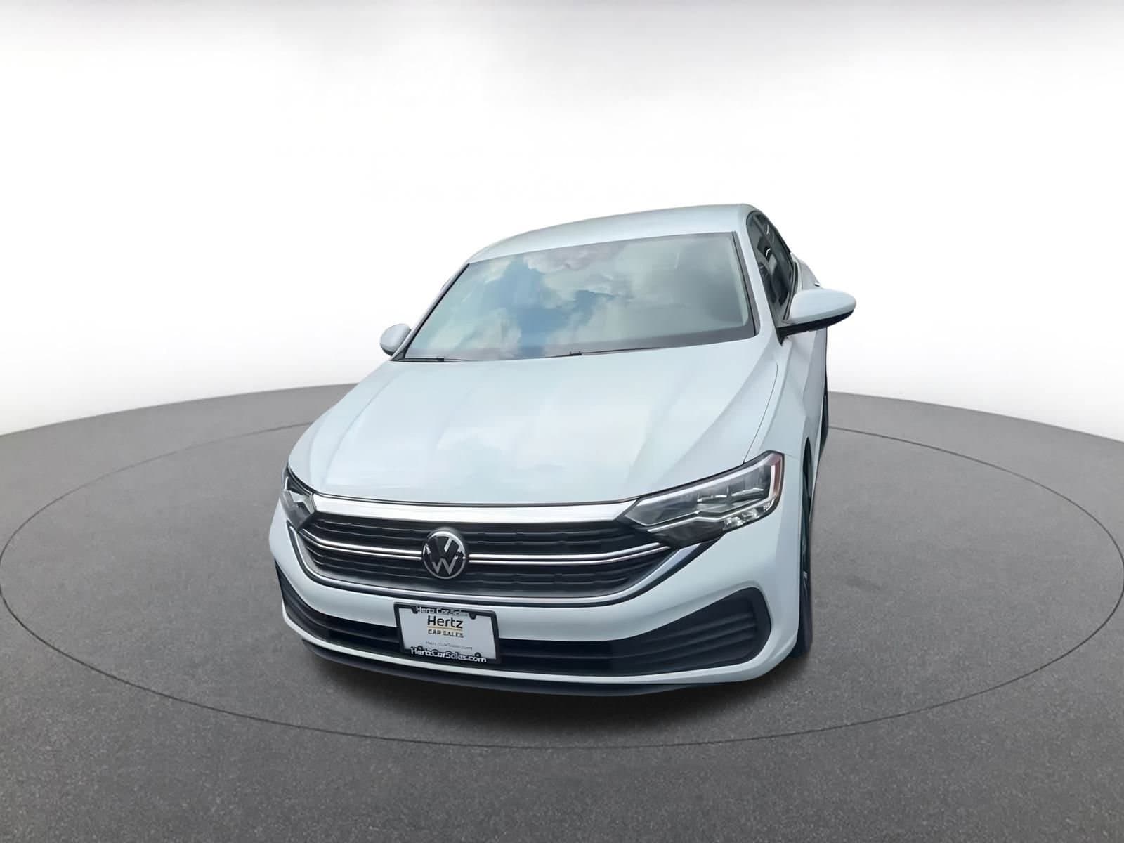 Thumbnail: 2024 Volkswagen Jetta - 6