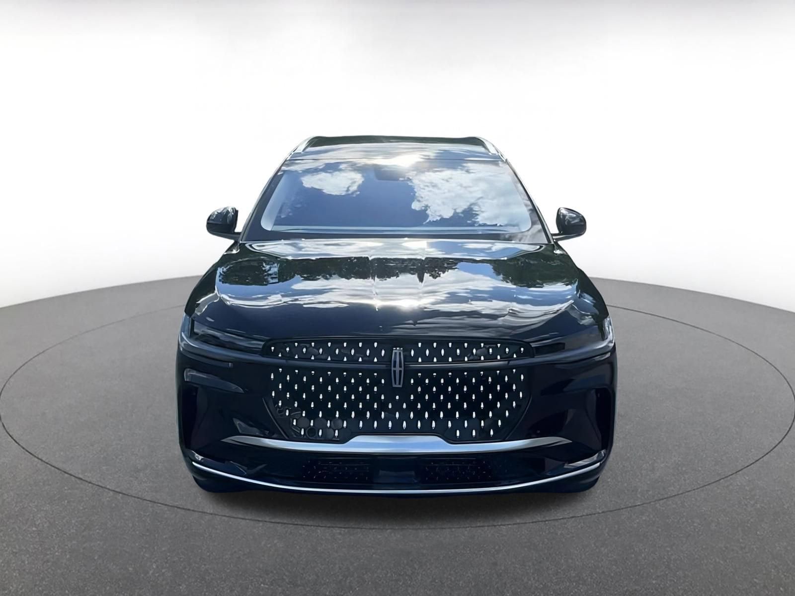 Thumbnail: 2024 Lincoln Nautilus - 4