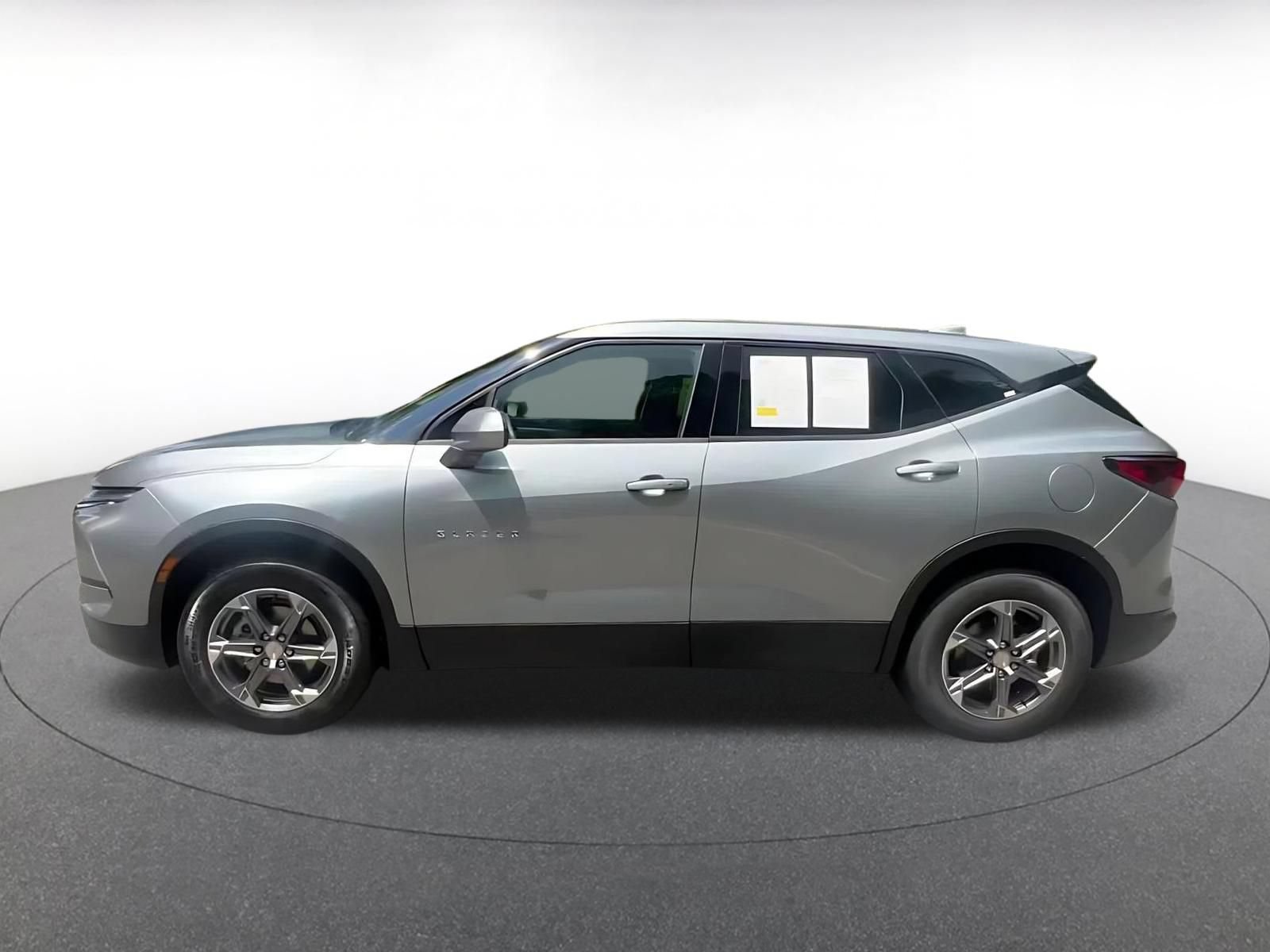 Thumbnail: 2026 Chevrolet Blazer - 9