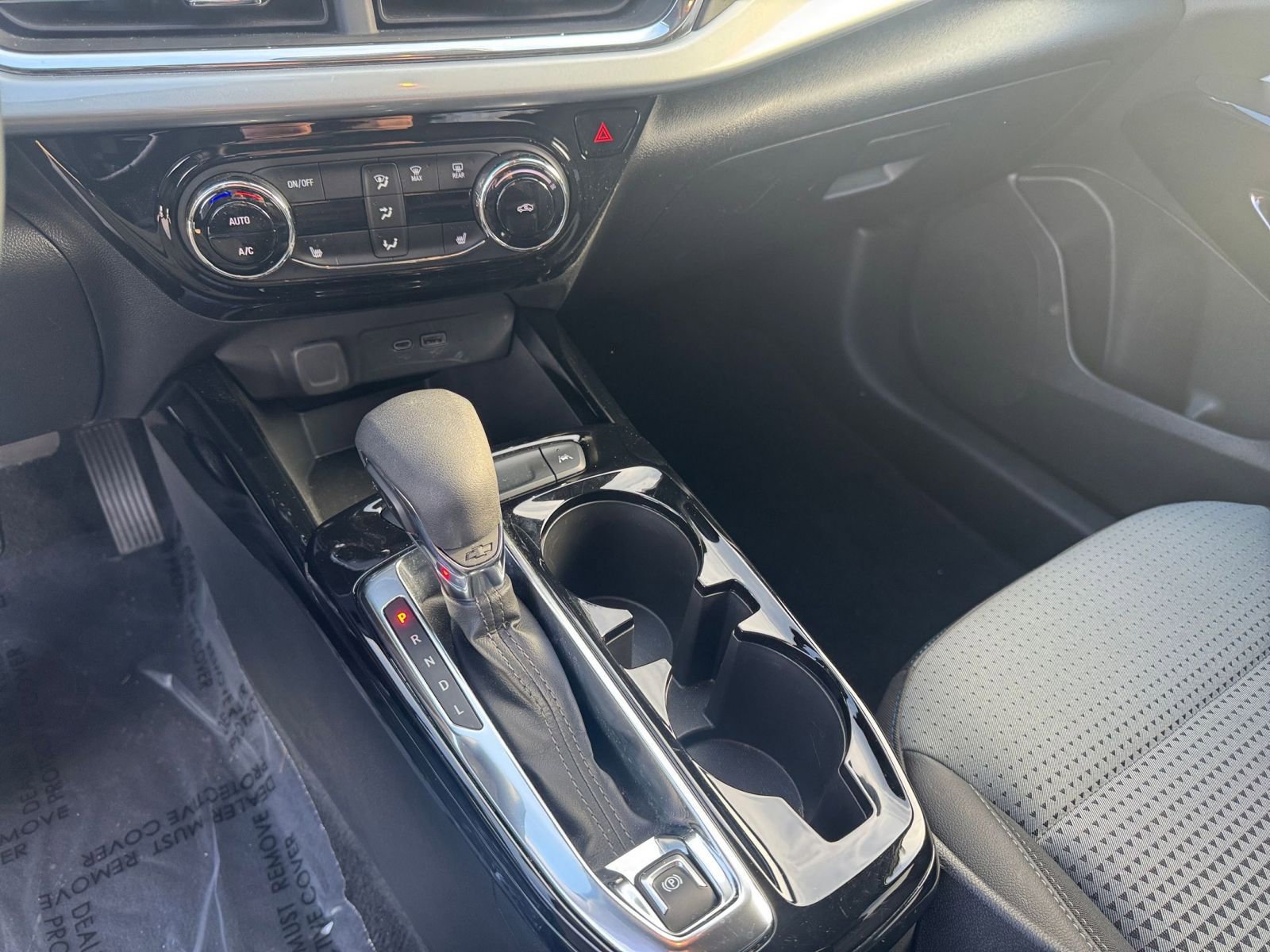 Thumbnail: 2025 Chevrolet Trax - 35