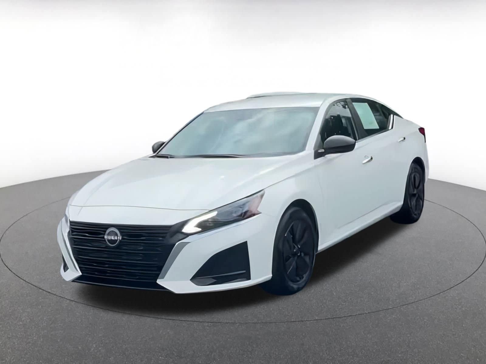 Thumbnail: 2024 Nissan Altima - 7
