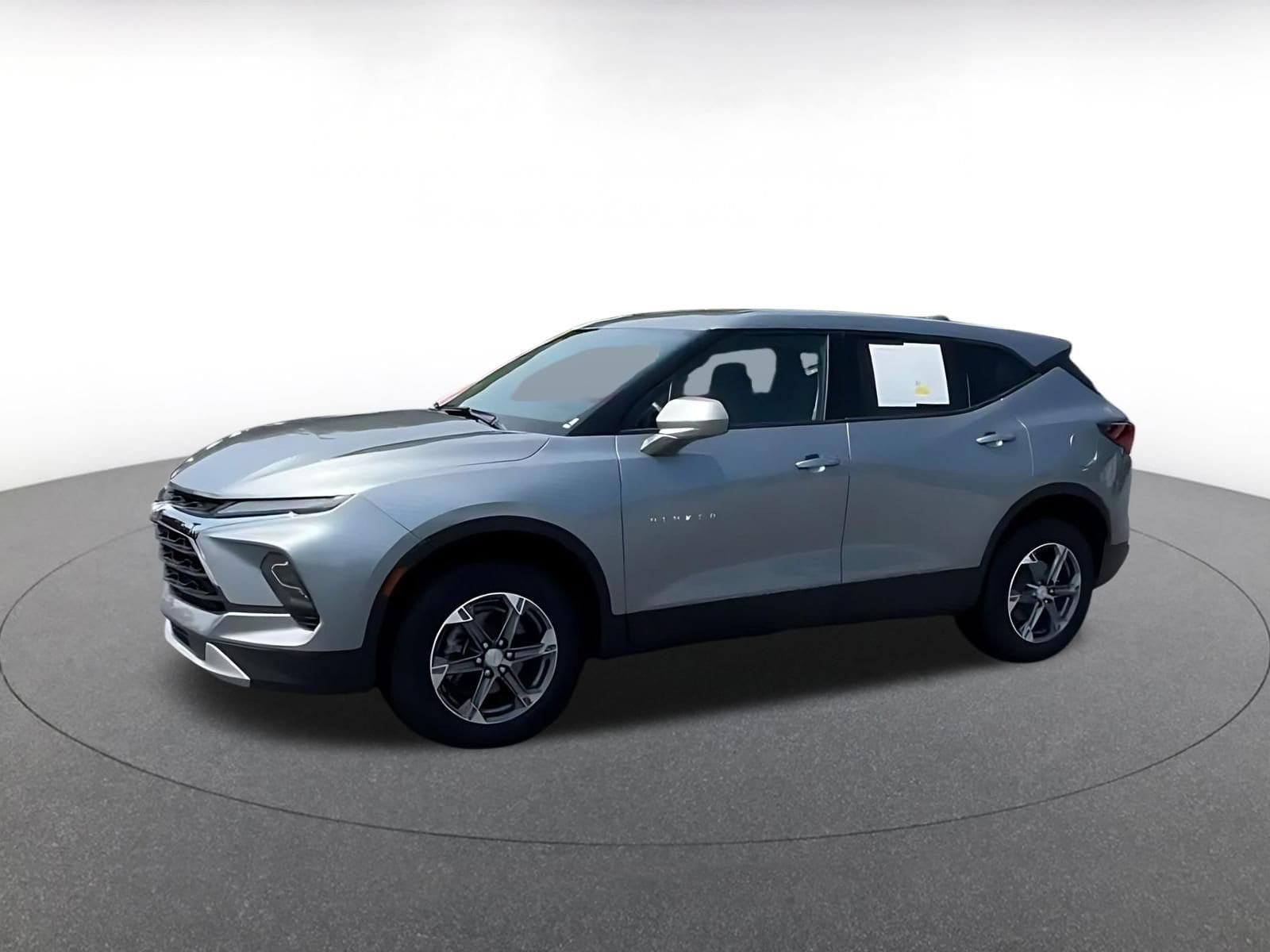 Thumbnail: 2025 Chevrolet Blazer - 8