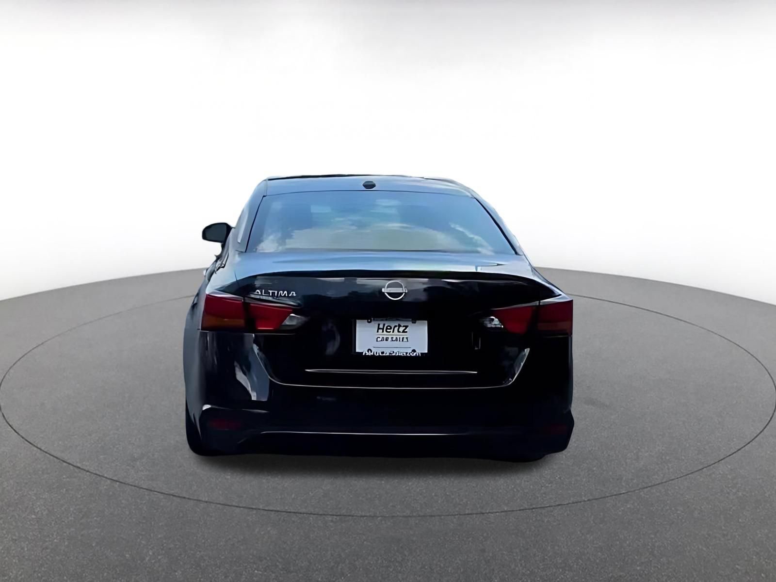 Thumbnail: 2025 Nissan Altima - 12