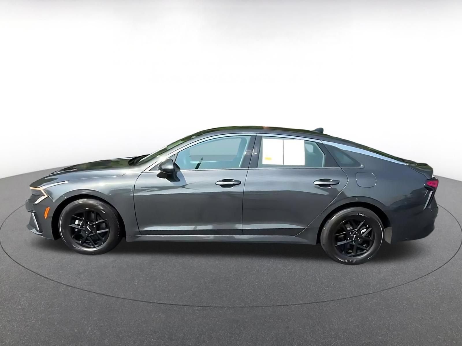 Thumbnail: 2025 Kia K5 - 9