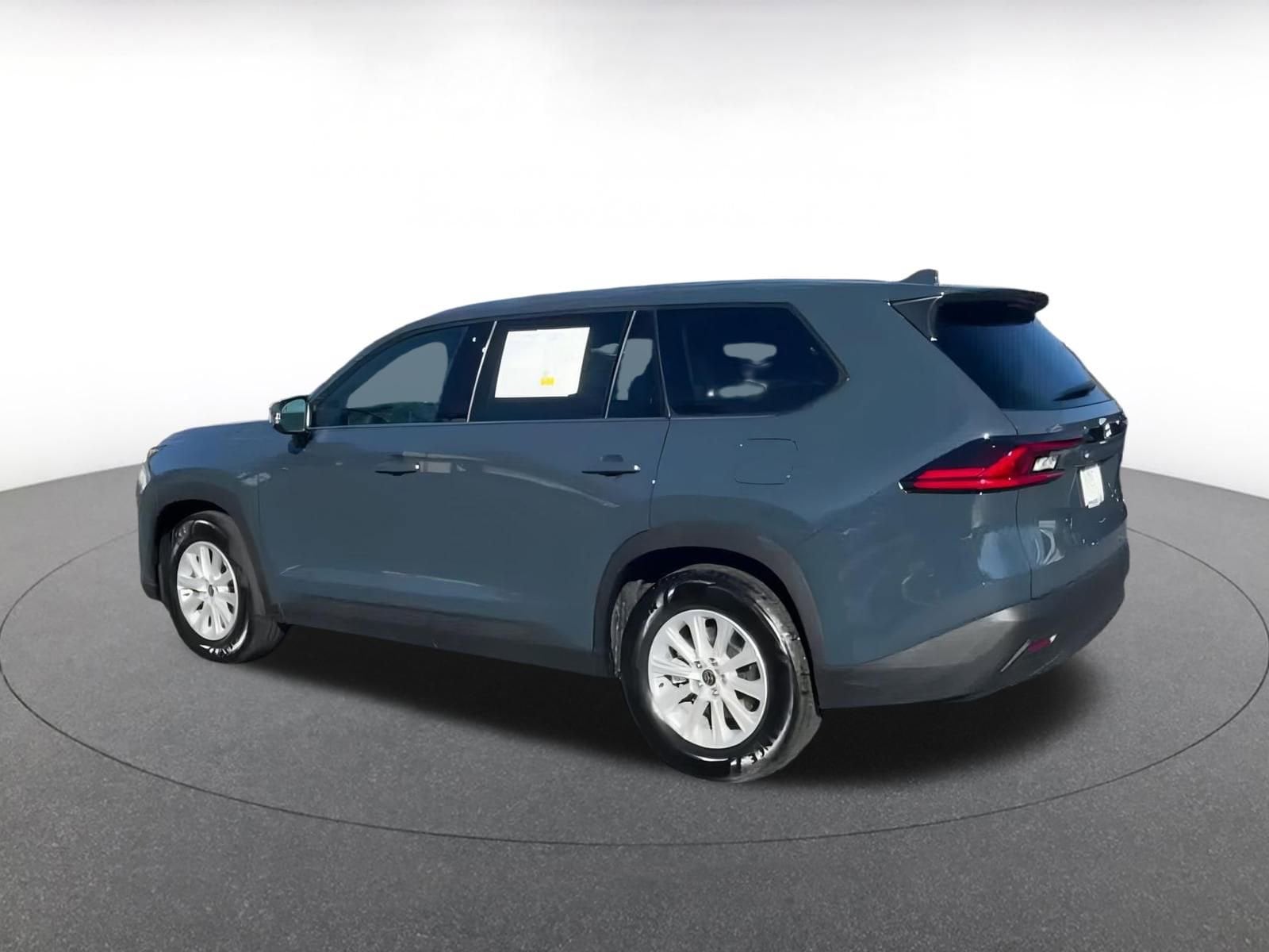 Thumbnail: 2025 Toyota Grand Highlander - 10