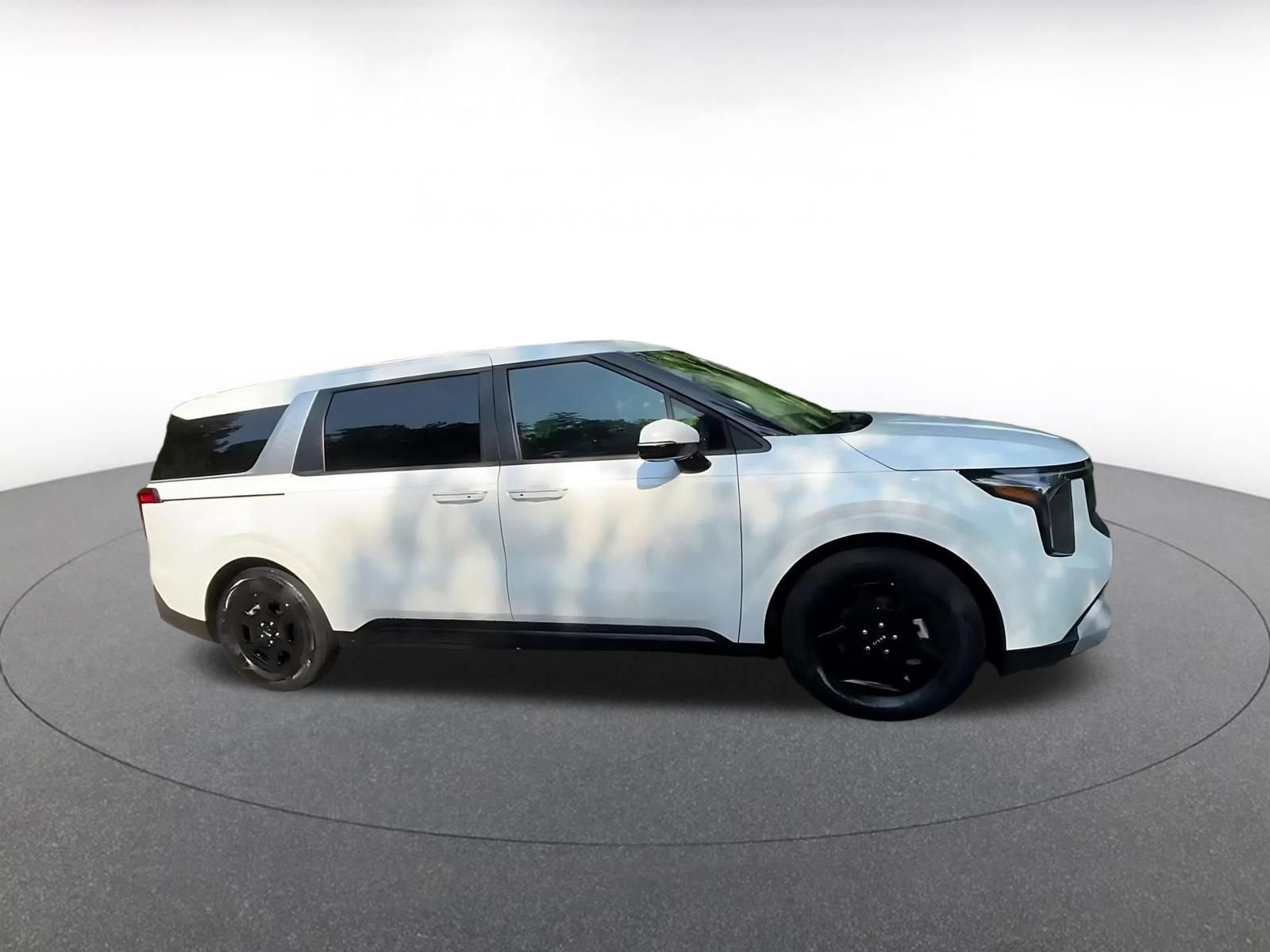 Thumbnail: 2026 Kia Carnival - 2