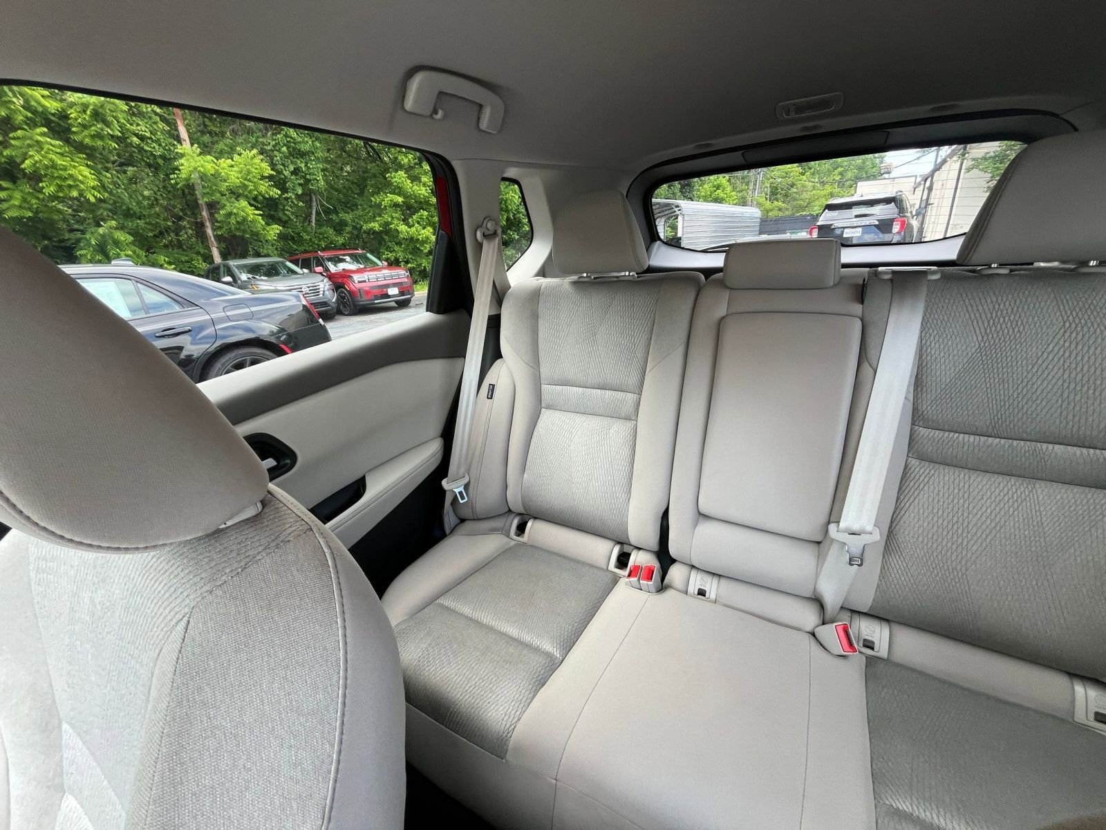 2024 Nissan Rogue SV 33