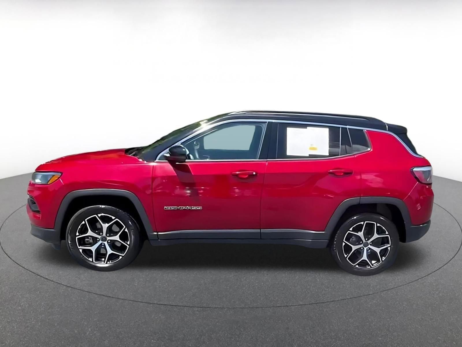Thumbnail: 2025 Jeep Compass - 4