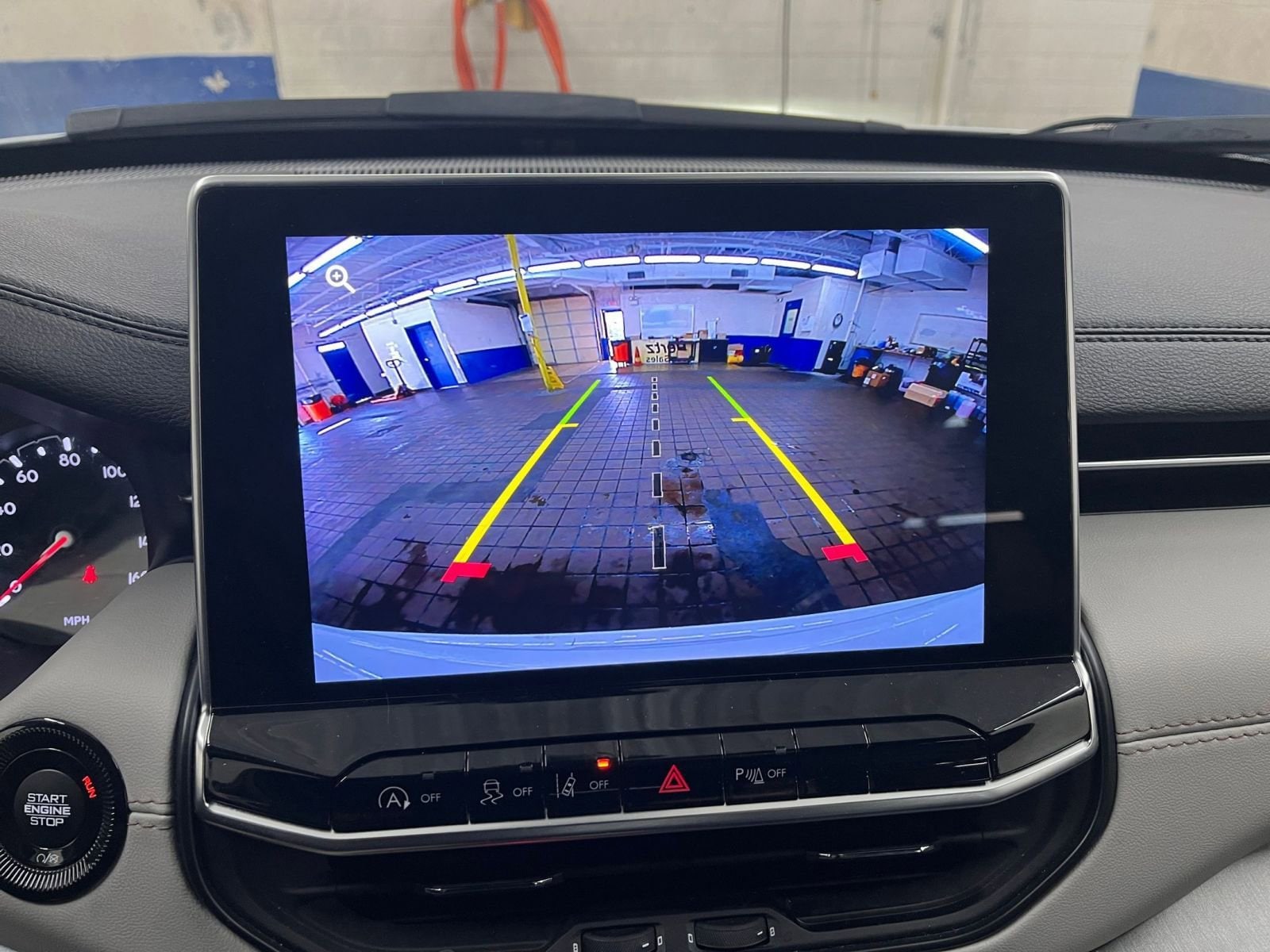 Thumbnail: 2025 Jeep Compass - 20