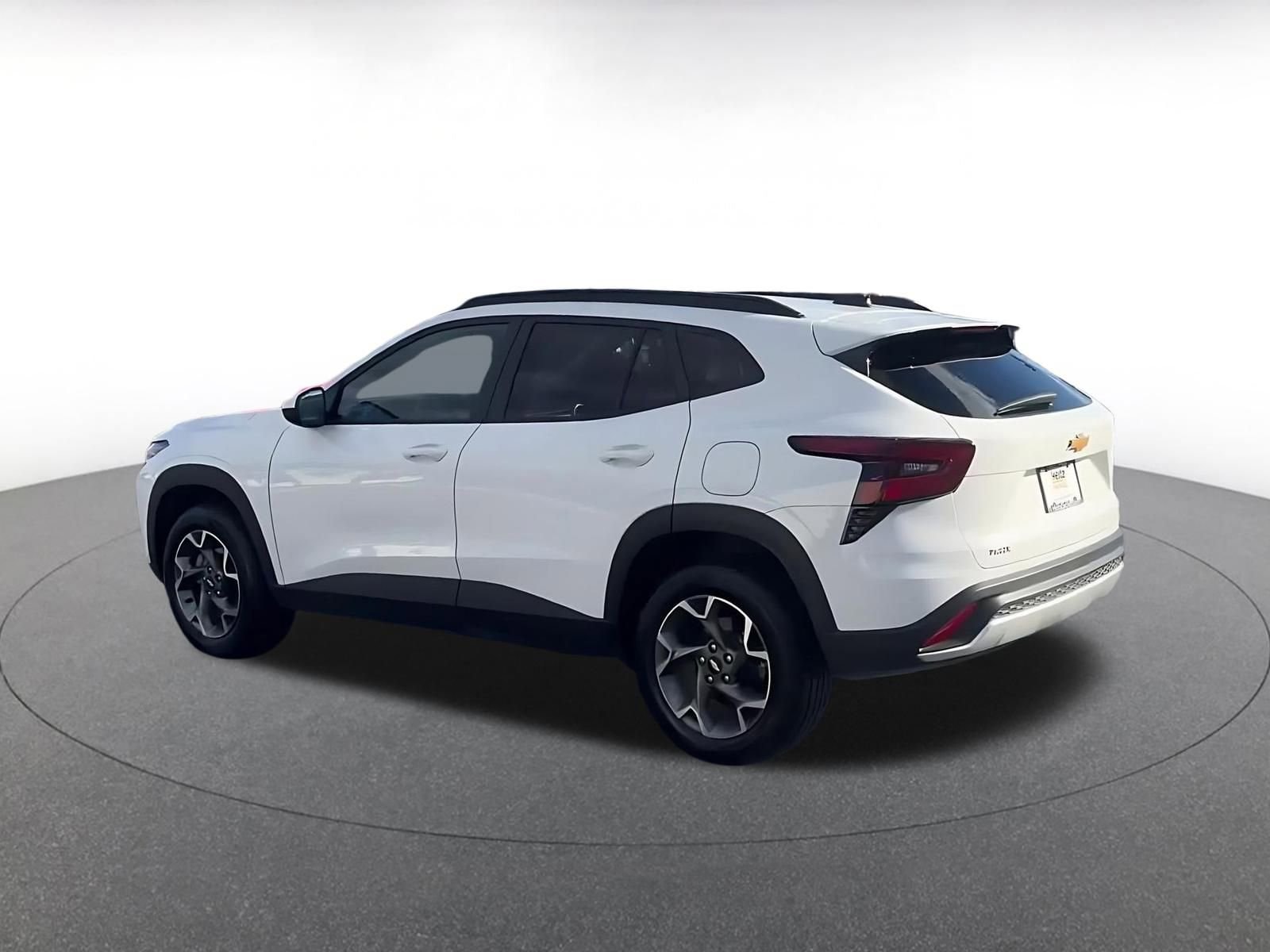 Thumbnail: 2025 Chevrolet Trax - 10