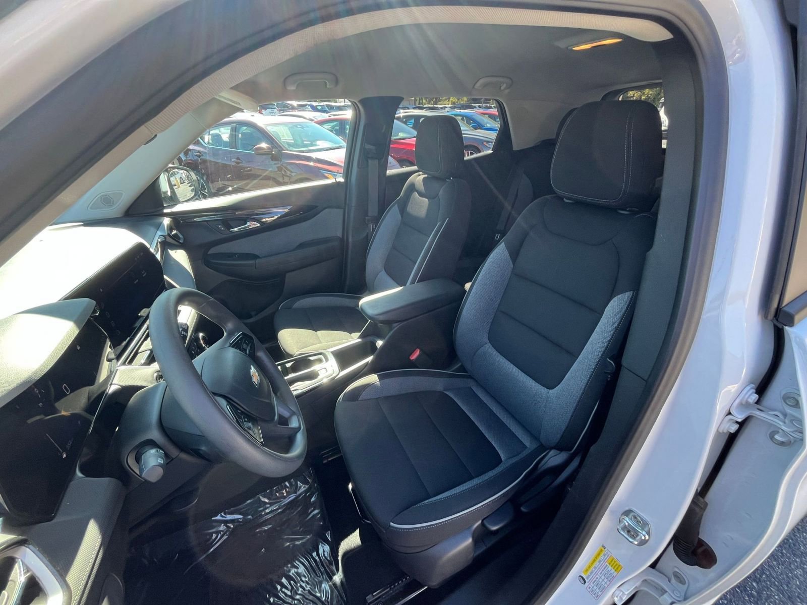 Thumbnail: 2025 Chevrolet TrailBlazer - 32