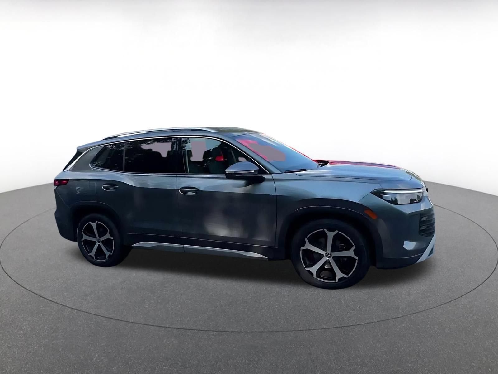 Thumbnail: 2026 Volkswagen Tiguan - 2