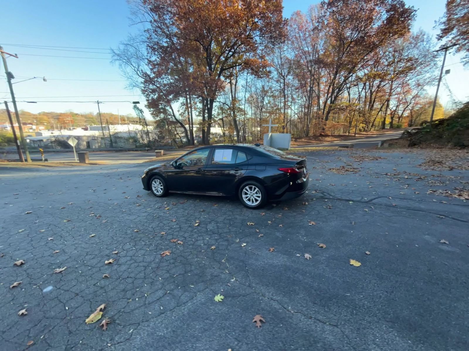 Thumbnail: 2025 Toyota Camry - 16