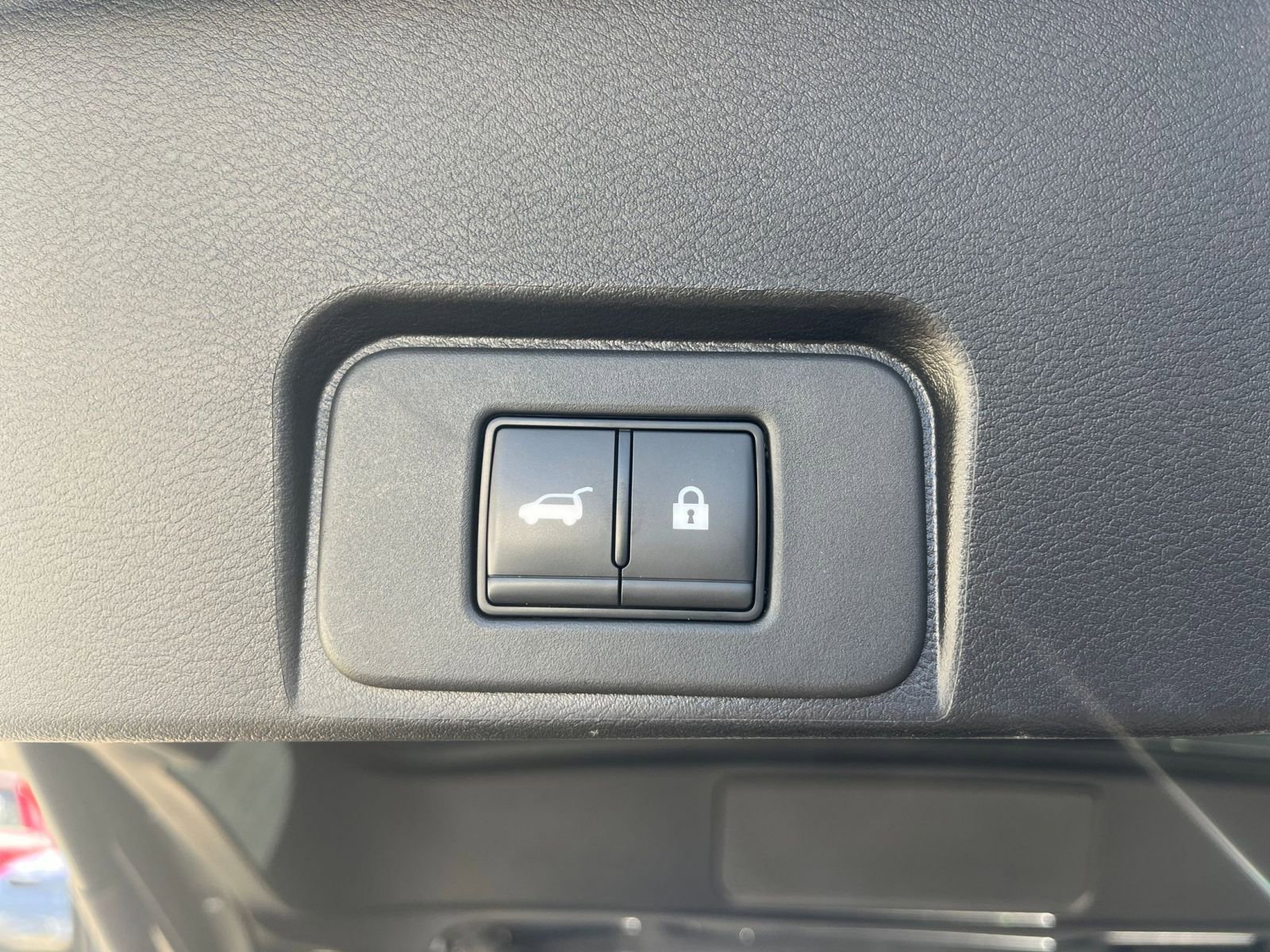 Thumbnail: 2025 Nissan Rogue - 20