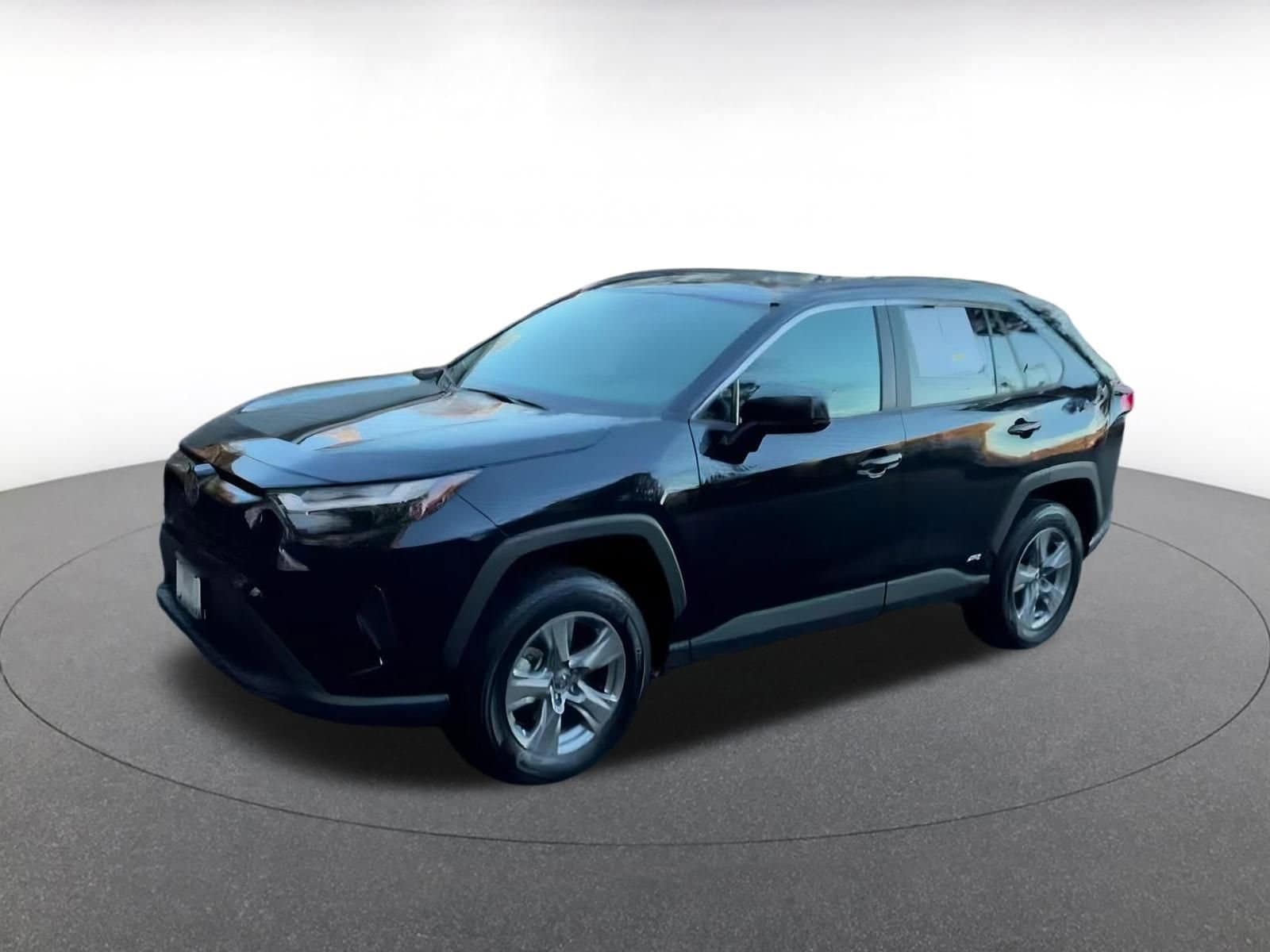 Thumbnail: 2025 Toyota RAV4 - 8
