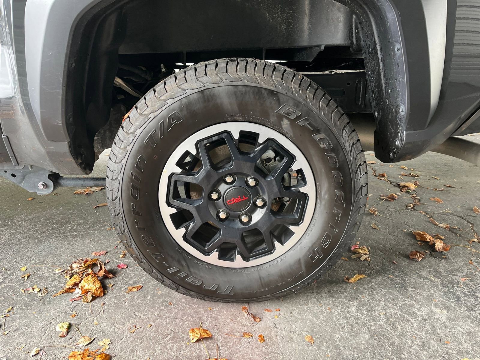 Thumbnail: 2025 Toyota Tacoma - 25