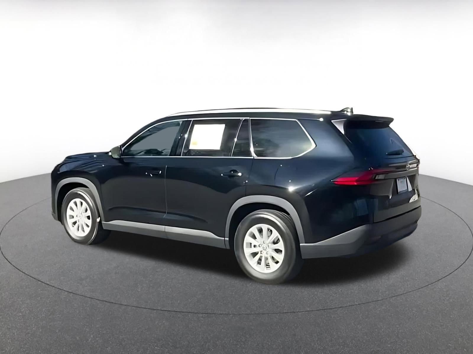 Thumbnail: 2025 Toyota Grand Highlander - 10