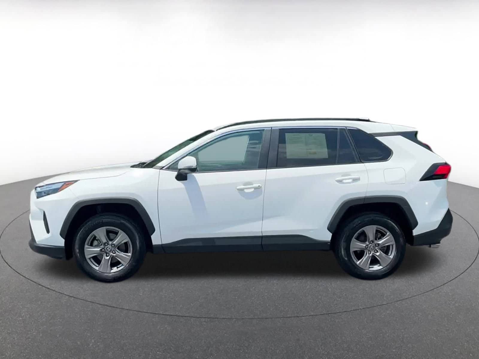 Thumbnail: 2024 Toyota RAV4 - 8