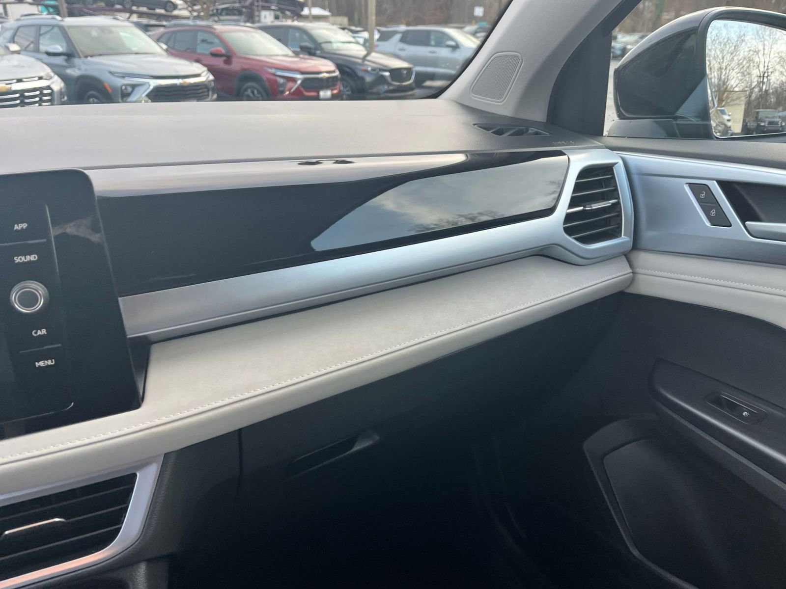 Thumbnail: 2025 Volkswagen Taos - 29