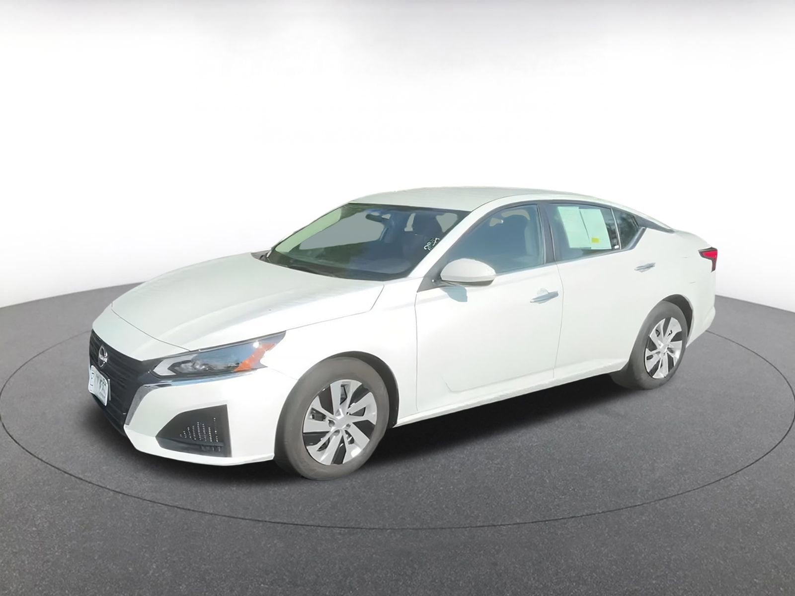 Thumbnail: 2023 Nissan Altima - 7