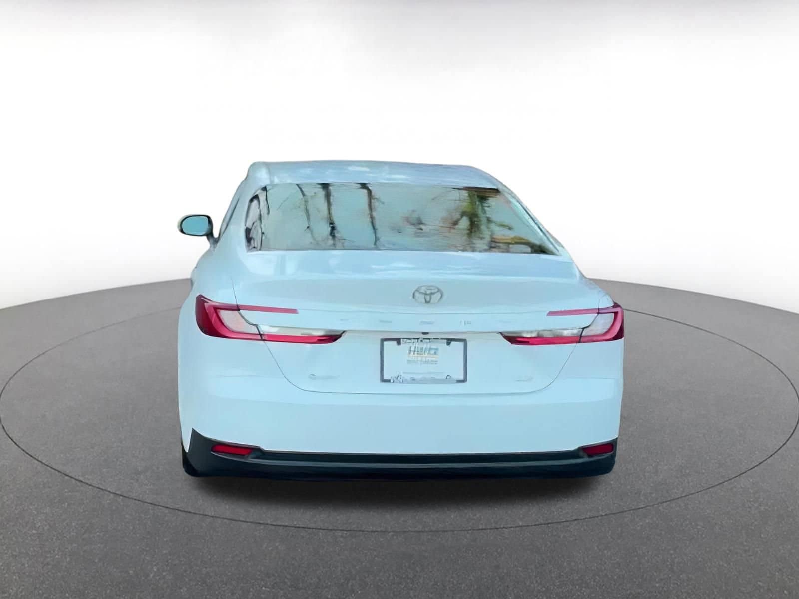 Thumbnail: 2025 Toyota Camry - 12