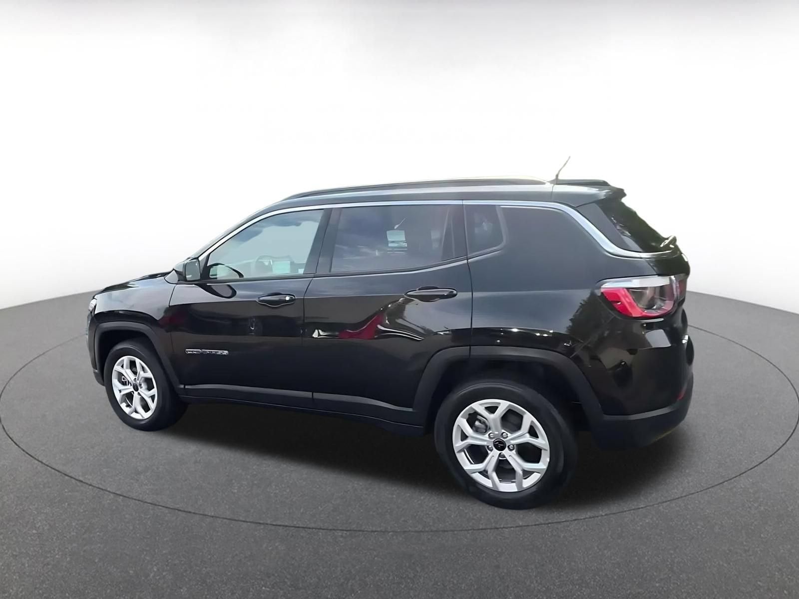 Thumbnail: 2025 Jeep Compass - 10