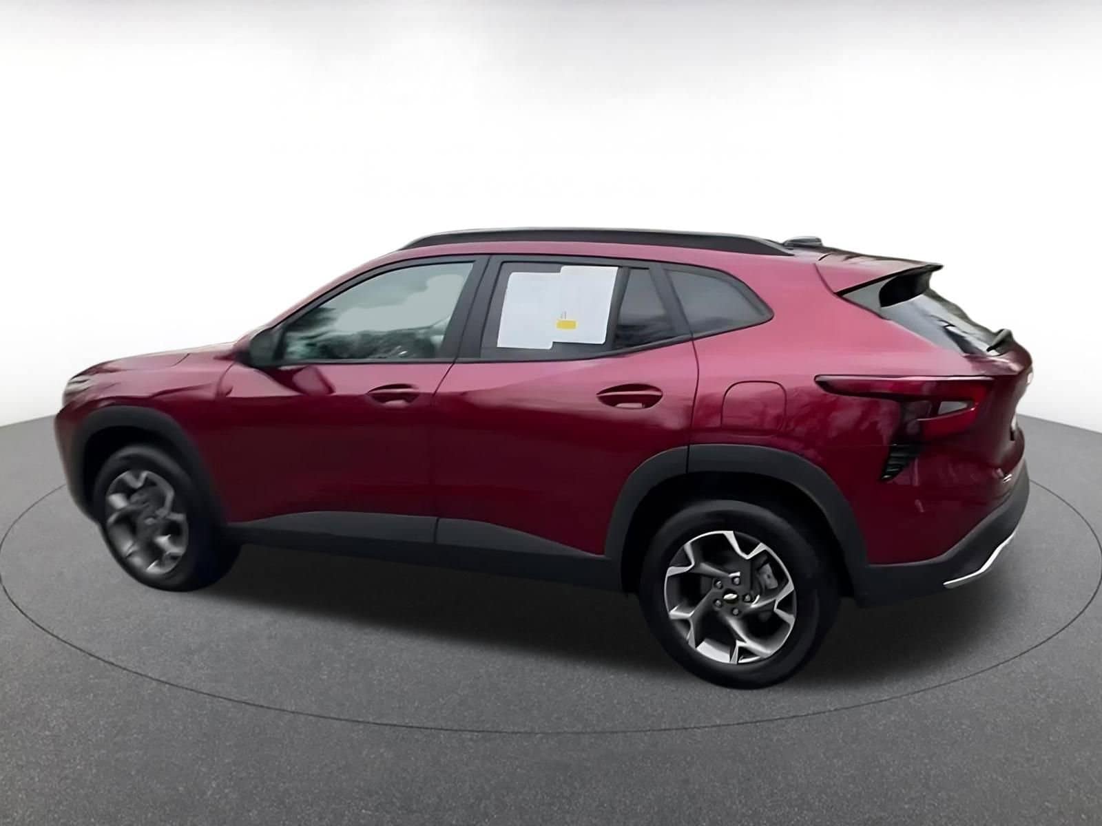 Thumbnail: 2025 Chevrolet Trax - 11