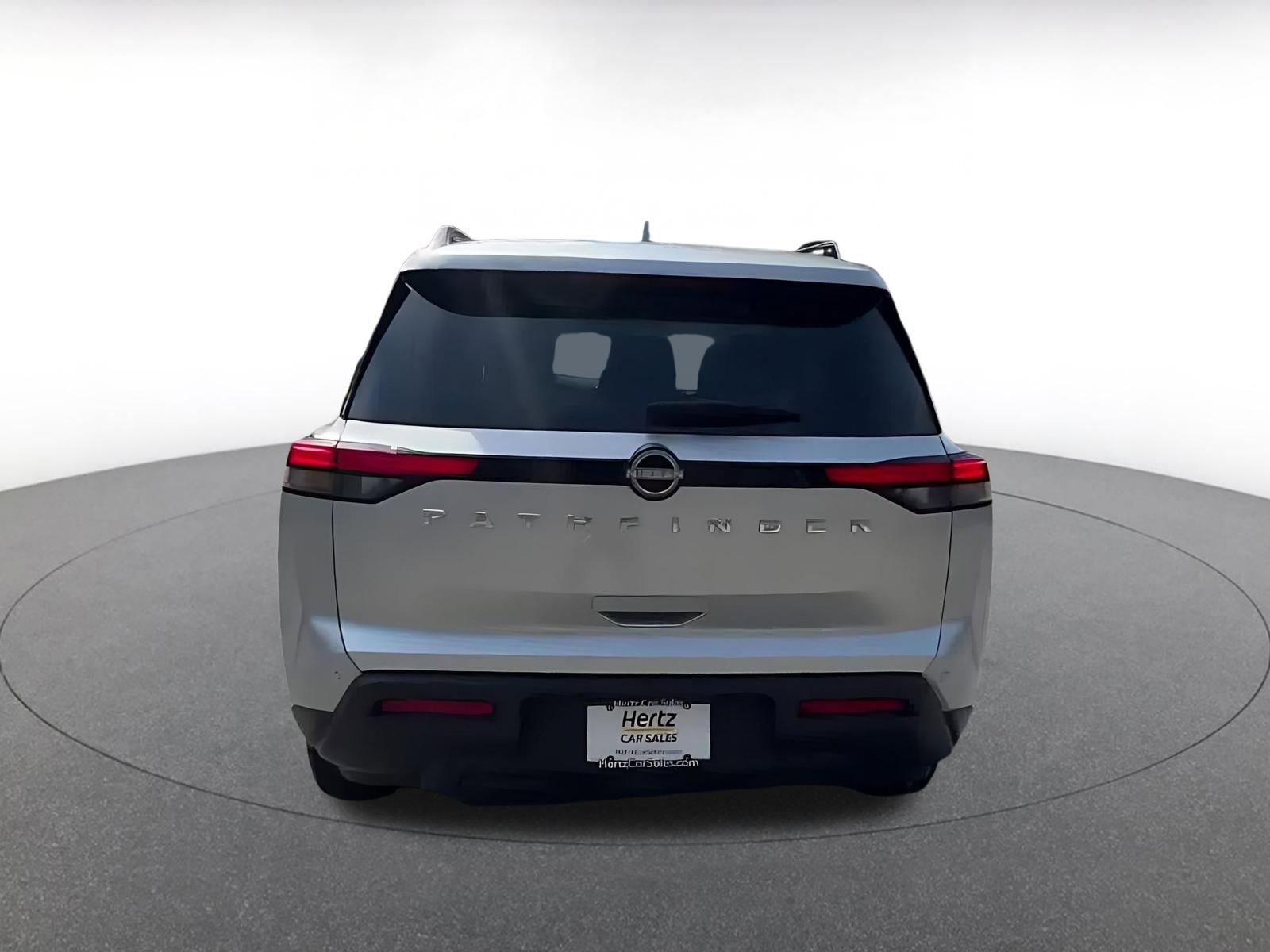 Thumbnail: 2025 Nissan Pathfinder - 12