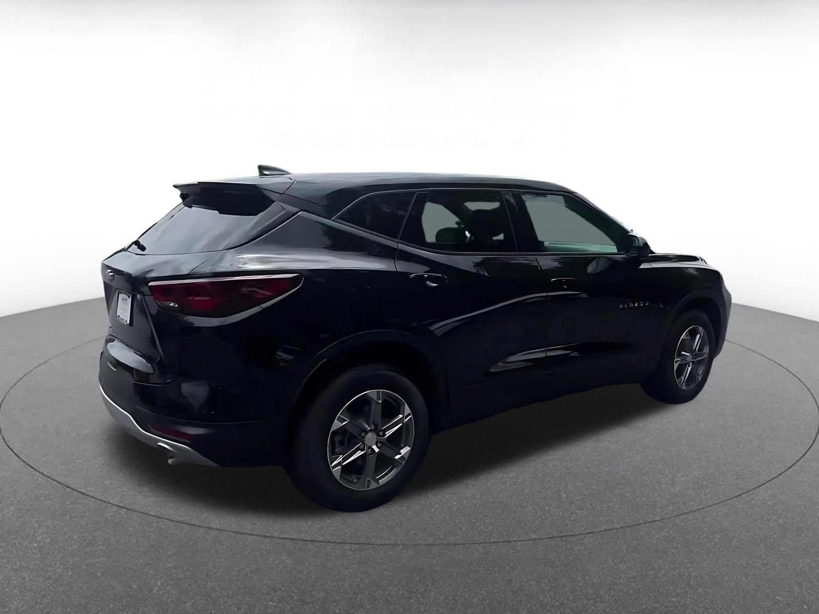 Thumbnail: 2026 Chevrolet Blazer - 12