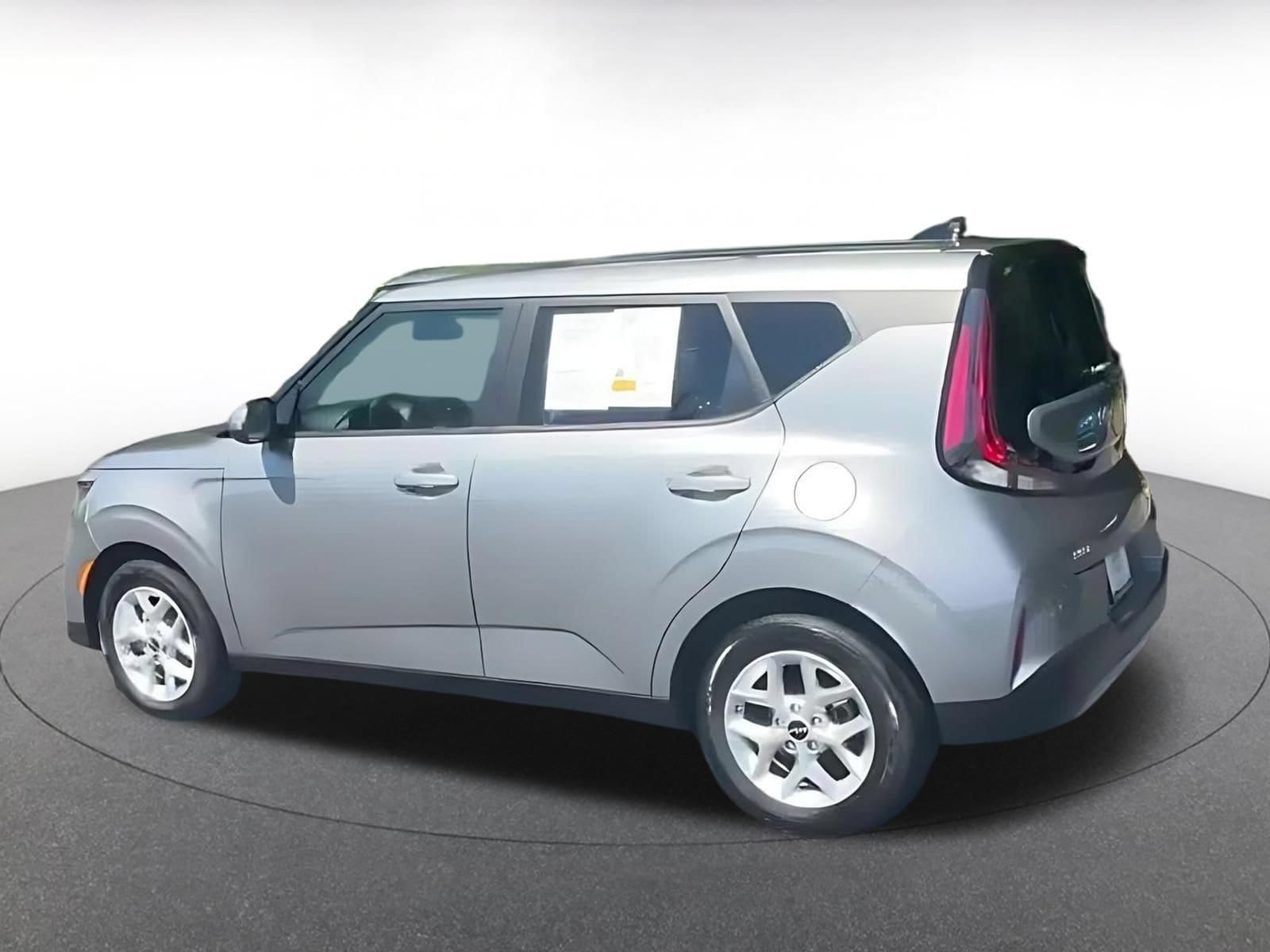 Thumbnail: 2025 Kia Soul - 9