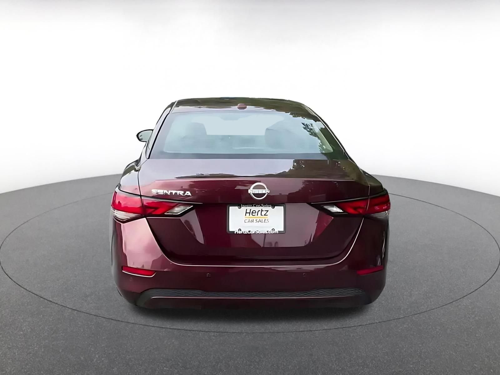 Thumbnail: 2025 Nissan Sentra - 10