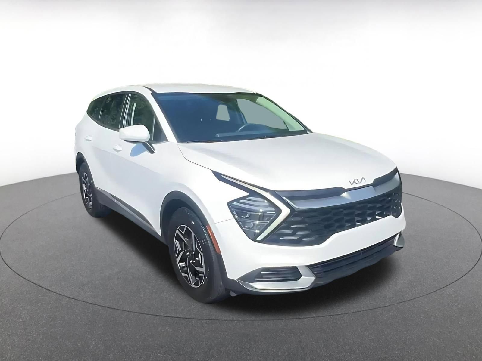 Thumbnail: 2025 Kia Sportage - 3