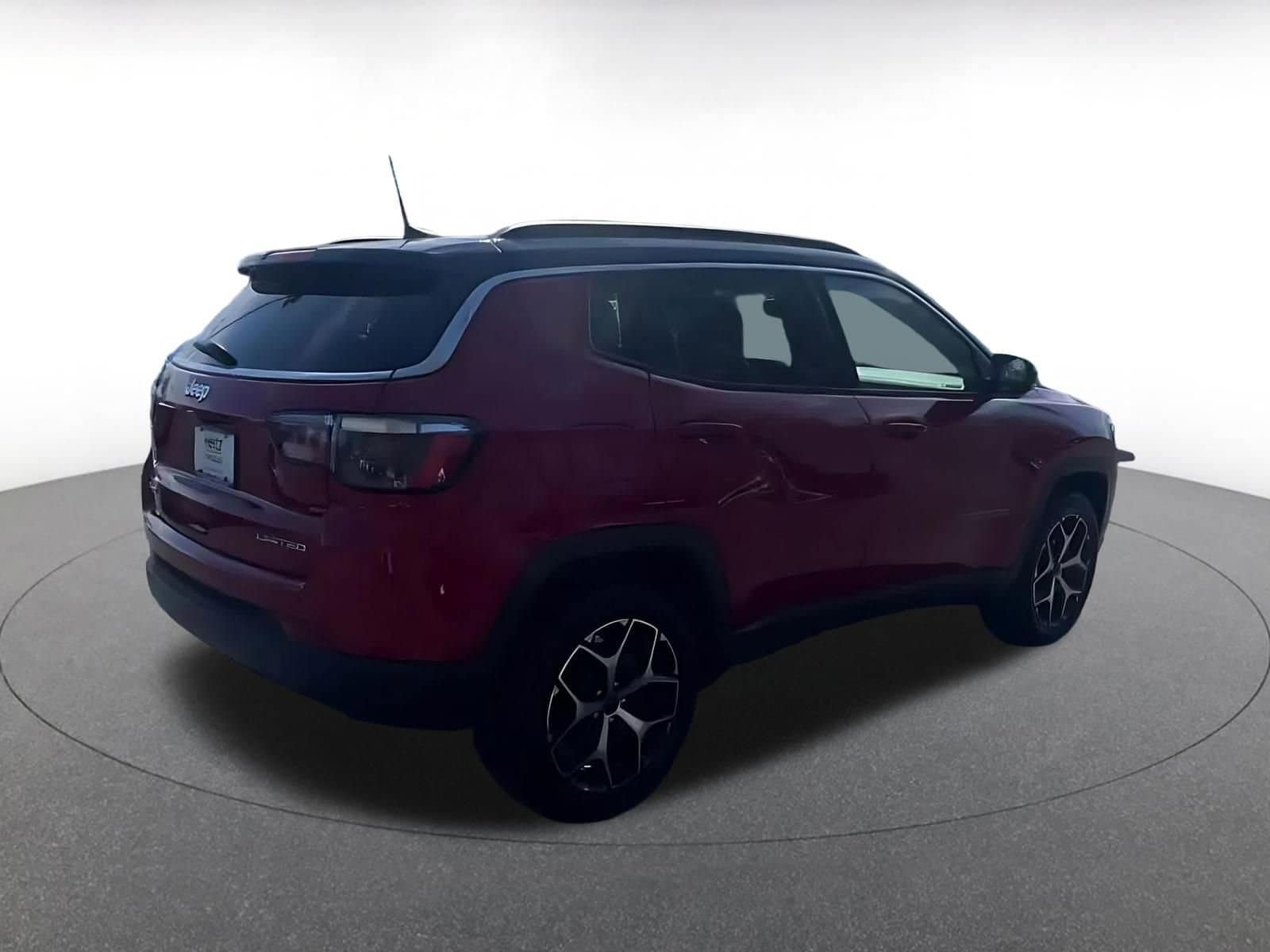 Thumbnail: 2025 Jeep Compass - 15