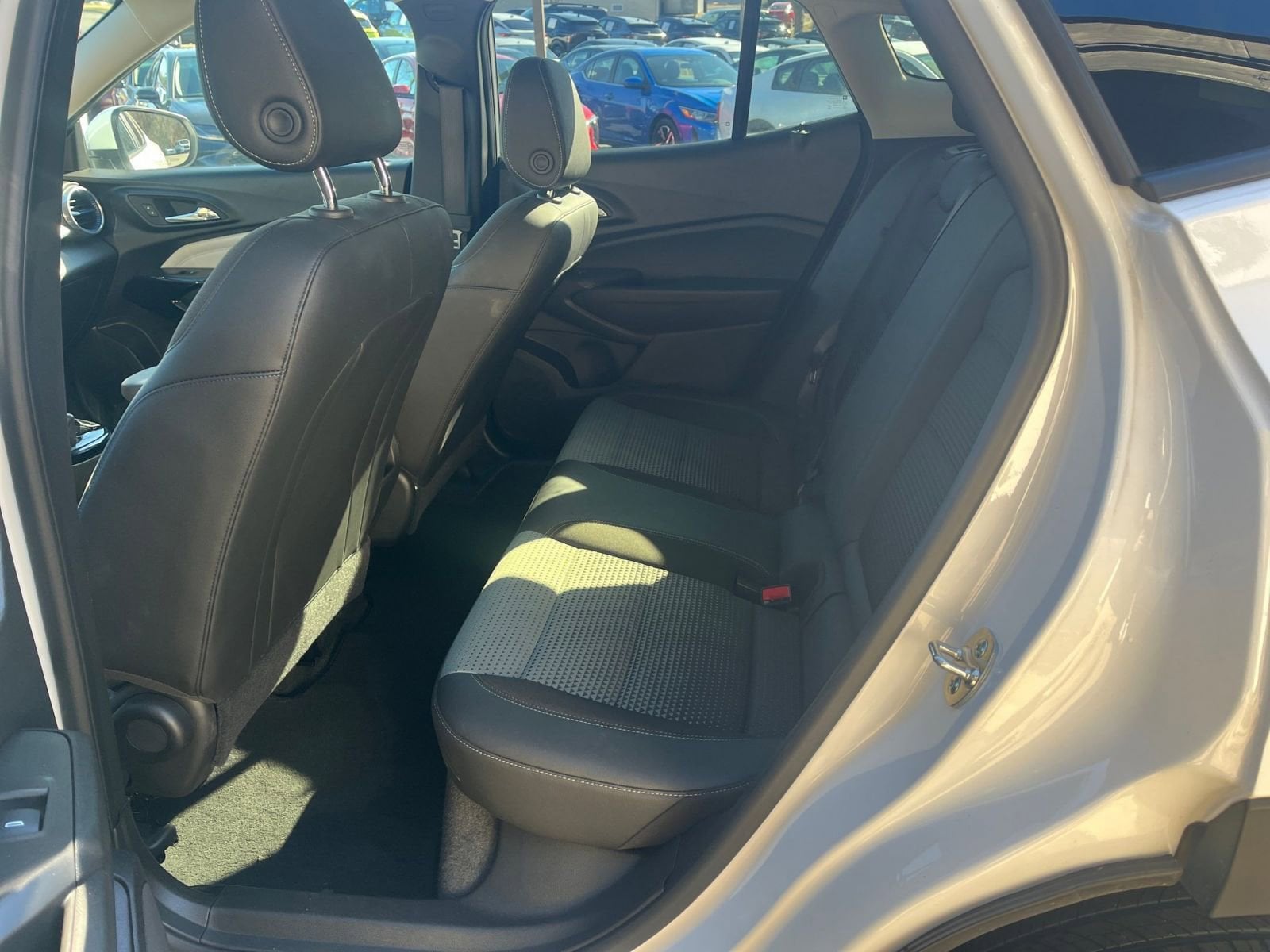 Thumbnail: 2025 Chevrolet Trax - 21