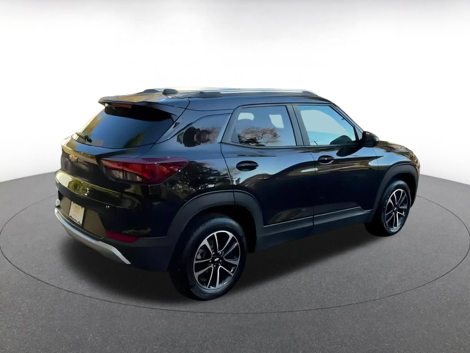 Thumbnail: 2025 Chevrolet TrailBlazer - 15