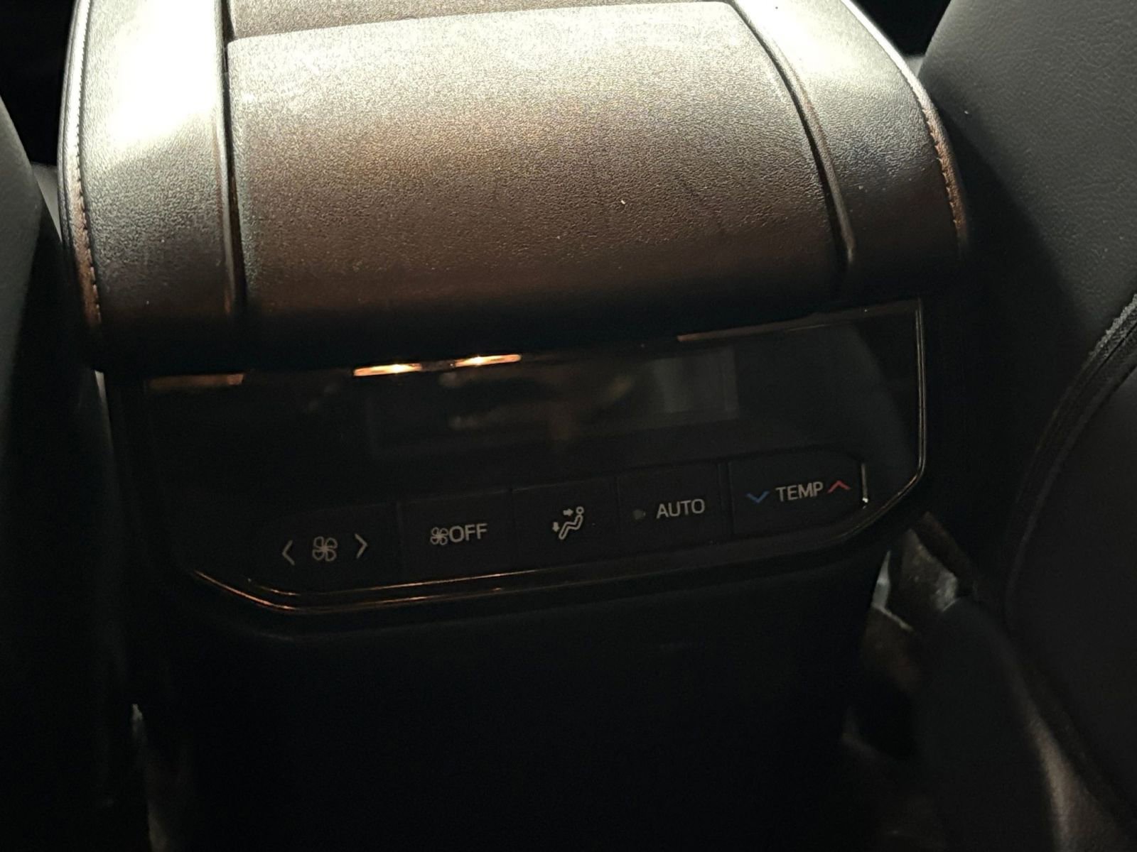 Thumbnail: 2025 Toyota Highlander - 22