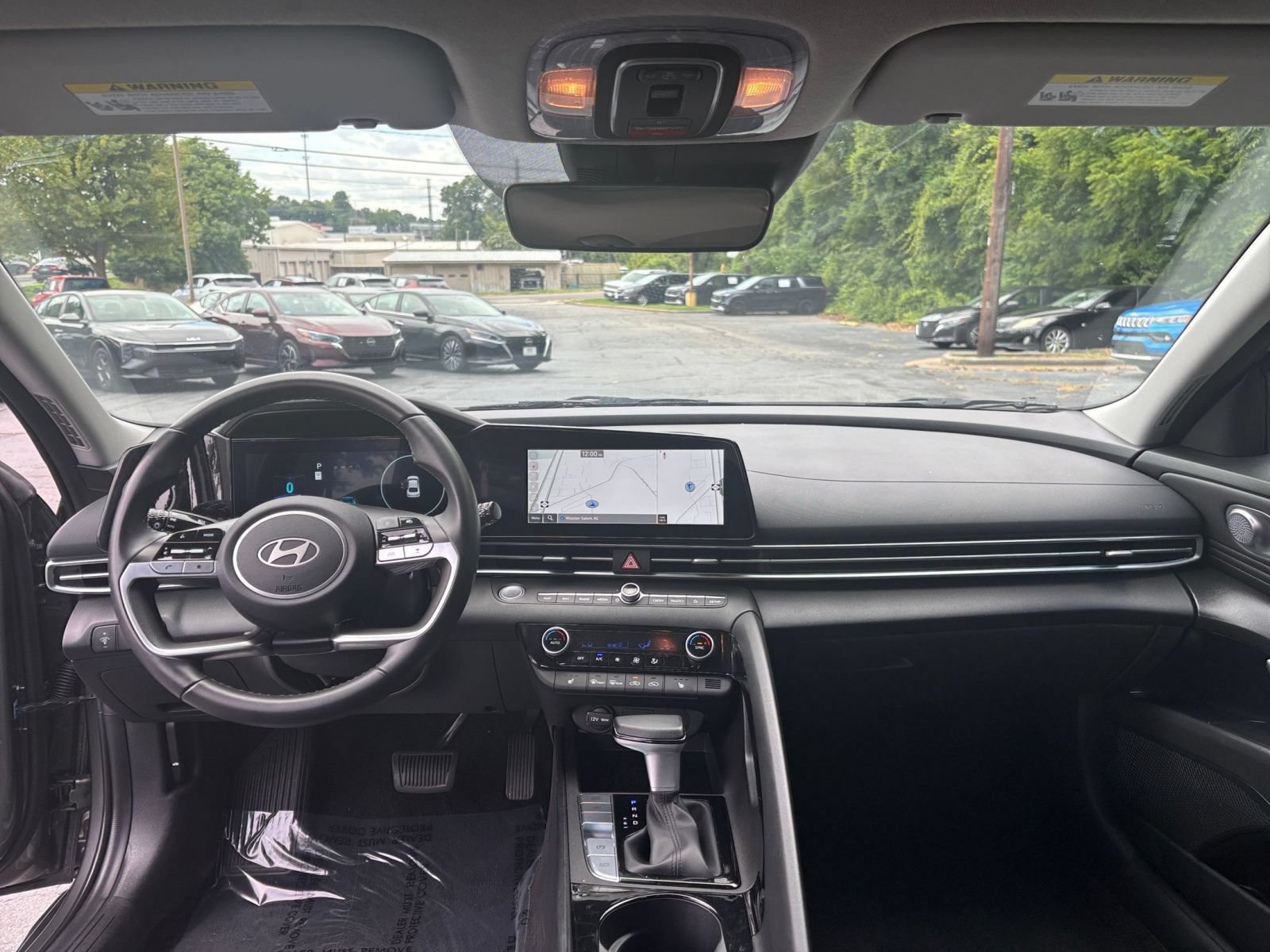 Thumbnail: 2025 Hyundai Elantra - 25