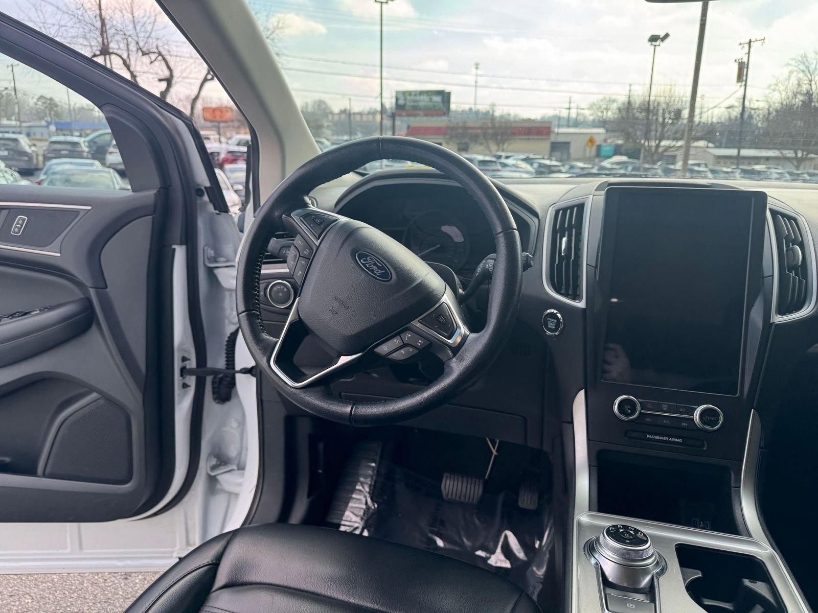 Thumbnail: 2024 Ford Edge - 28