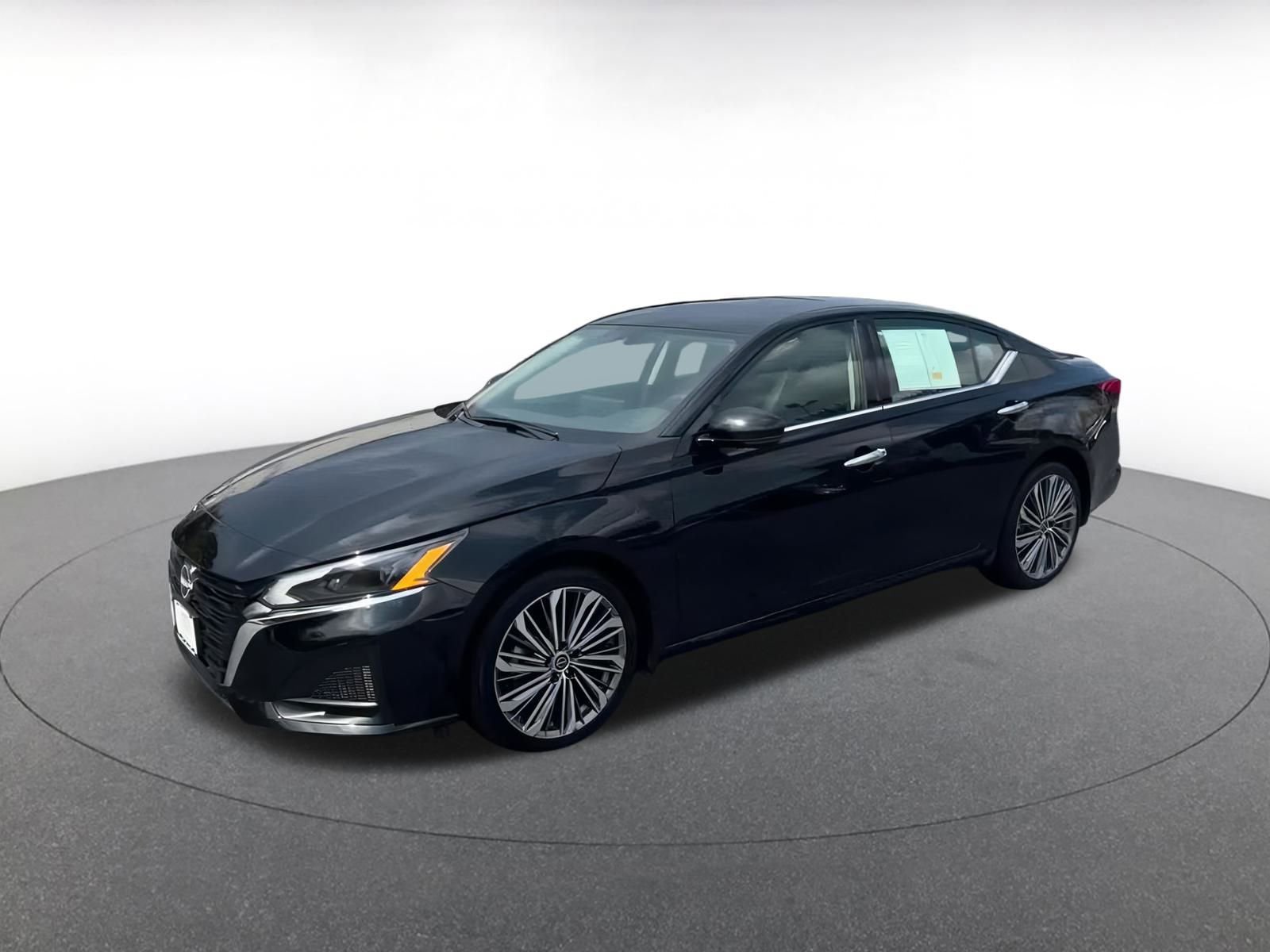 Thumbnail: 2024 Nissan Altima - 8