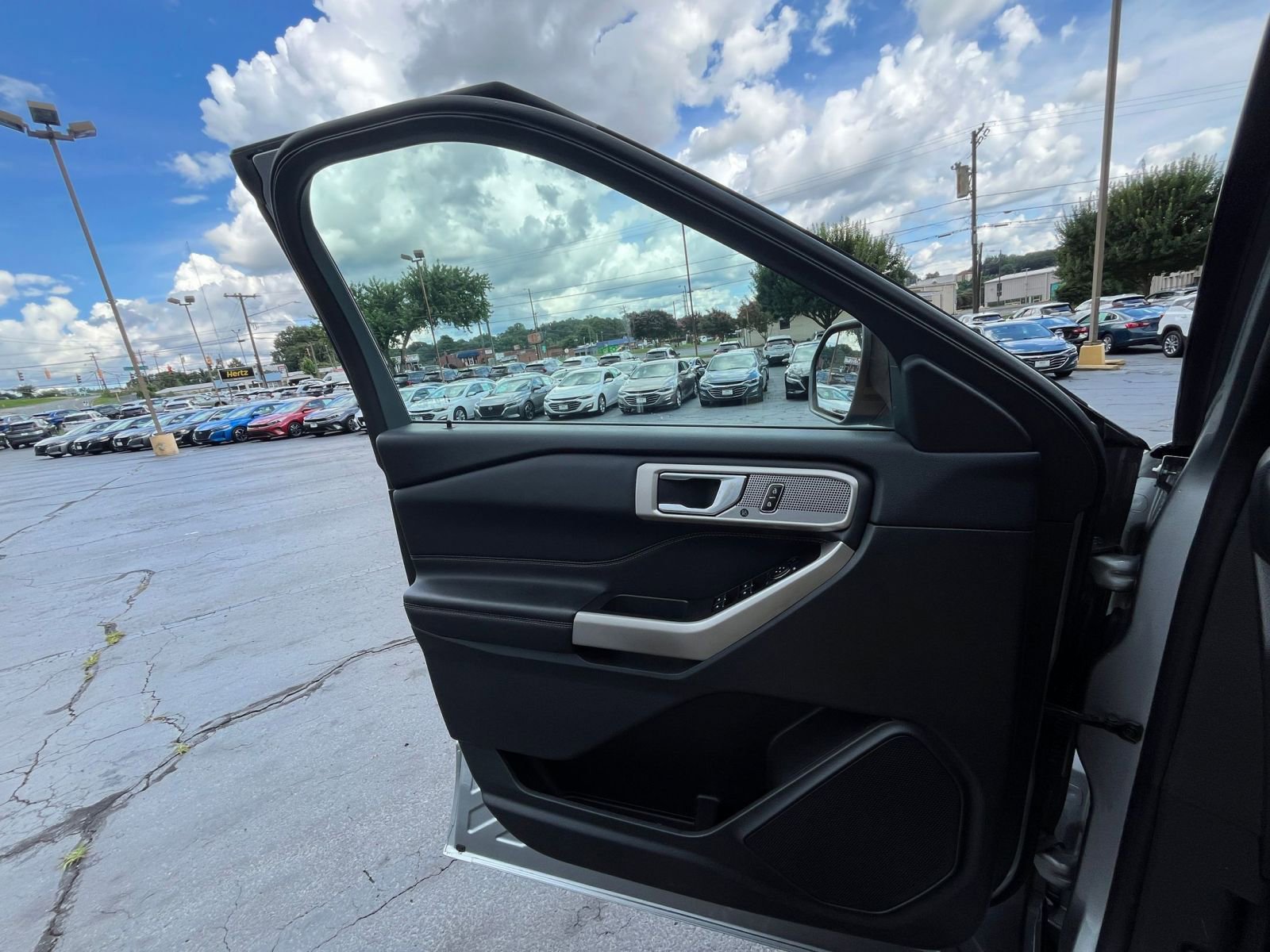 Thumbnail: 2024 Ford Explorer - 18