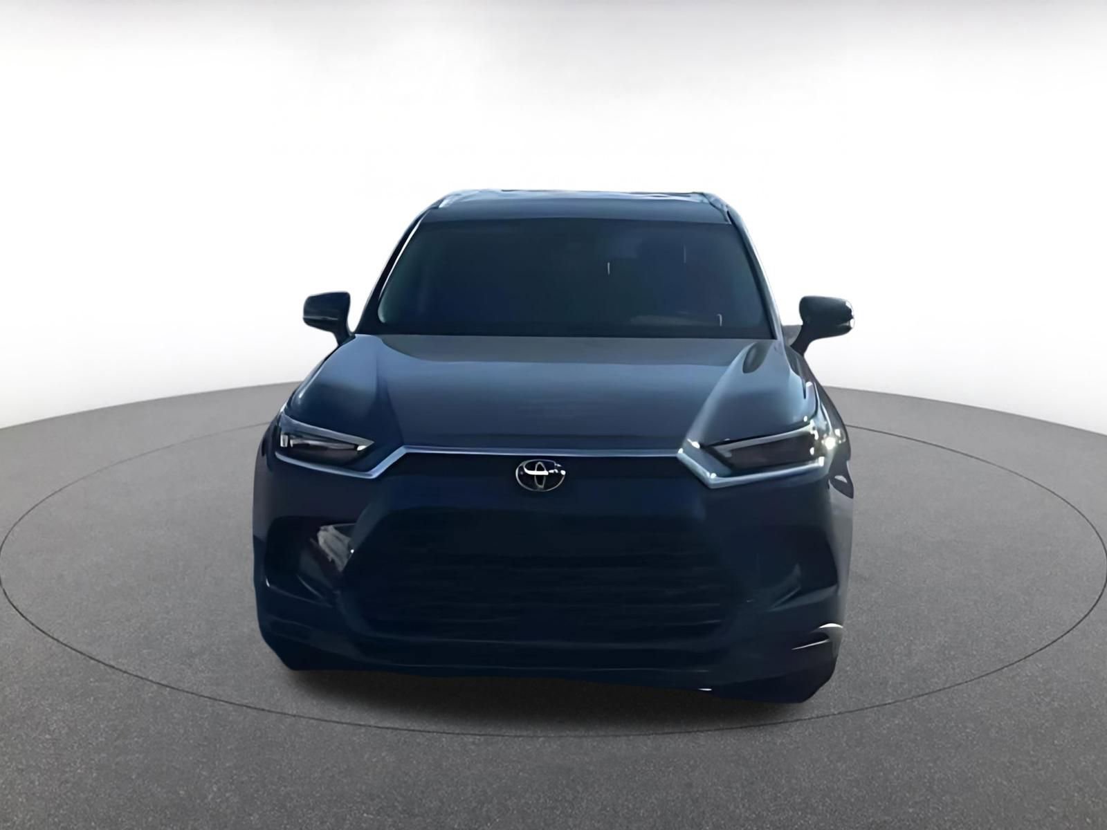 Thumbnail: 2025 Toyota Grand Highlander - 4