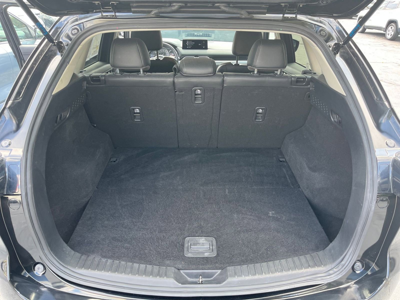 Thumbnail: 2025 Mazda CX-5 - 27