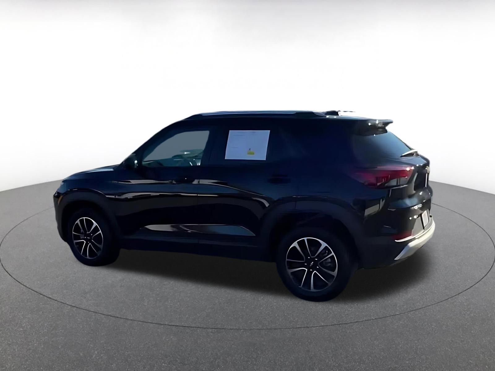 Thumbnail: 2025 Chevrolet TrailBlazer - 9