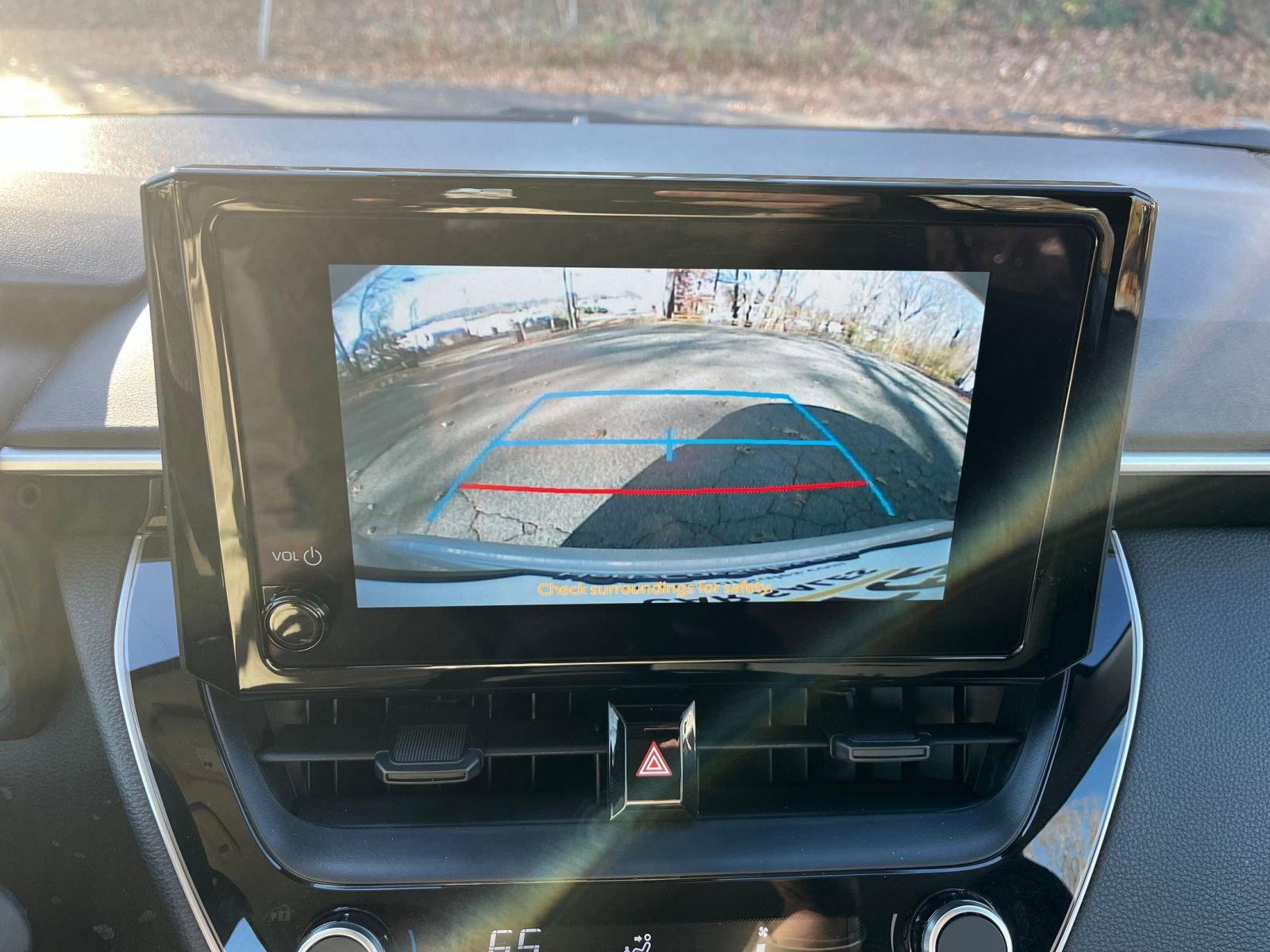 Thumbnail: 2025 Toyota Corolla - 17