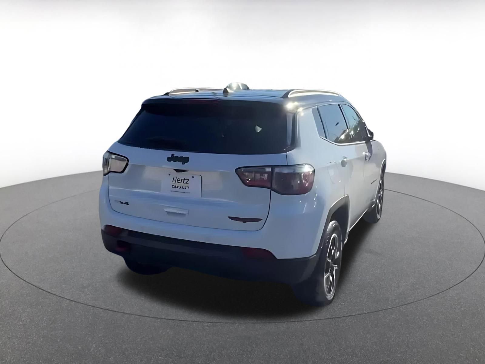 Thumbnail: 2025 Jeep Compass - 14