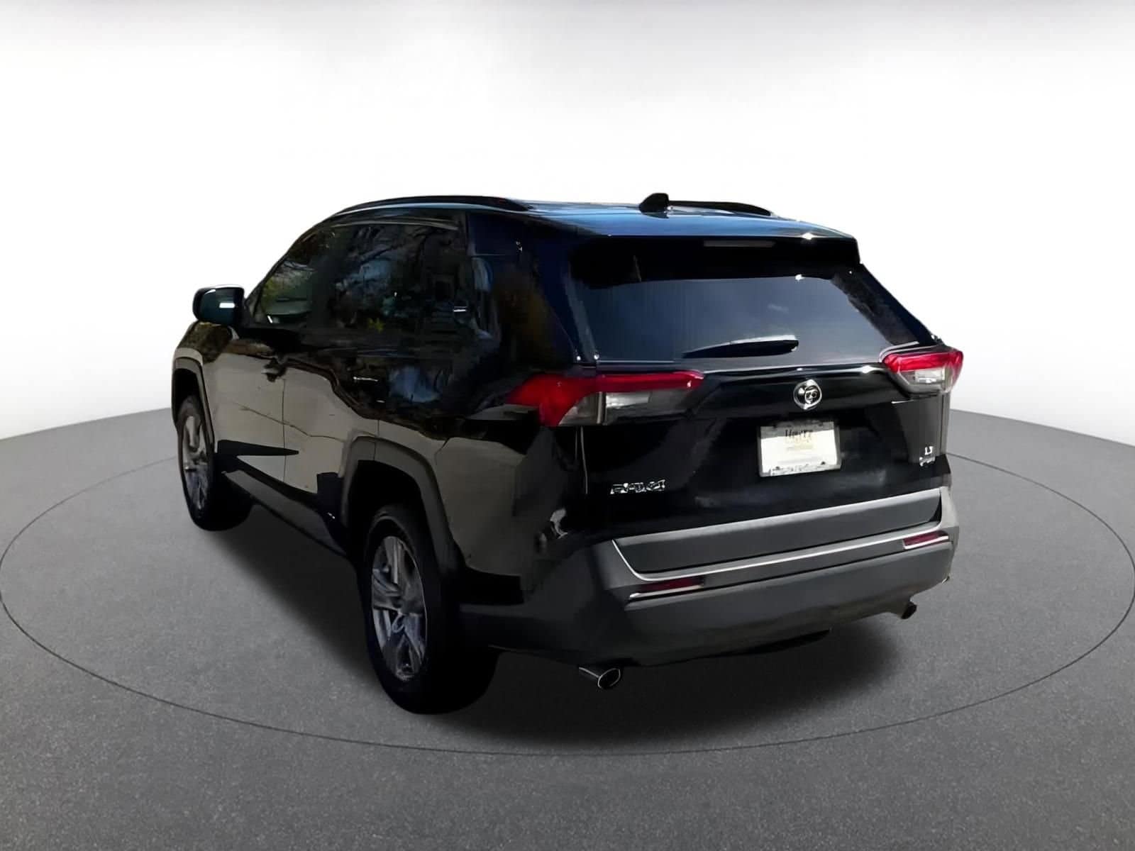 Thumbnail: 2025 Toyota RAV4 - 15