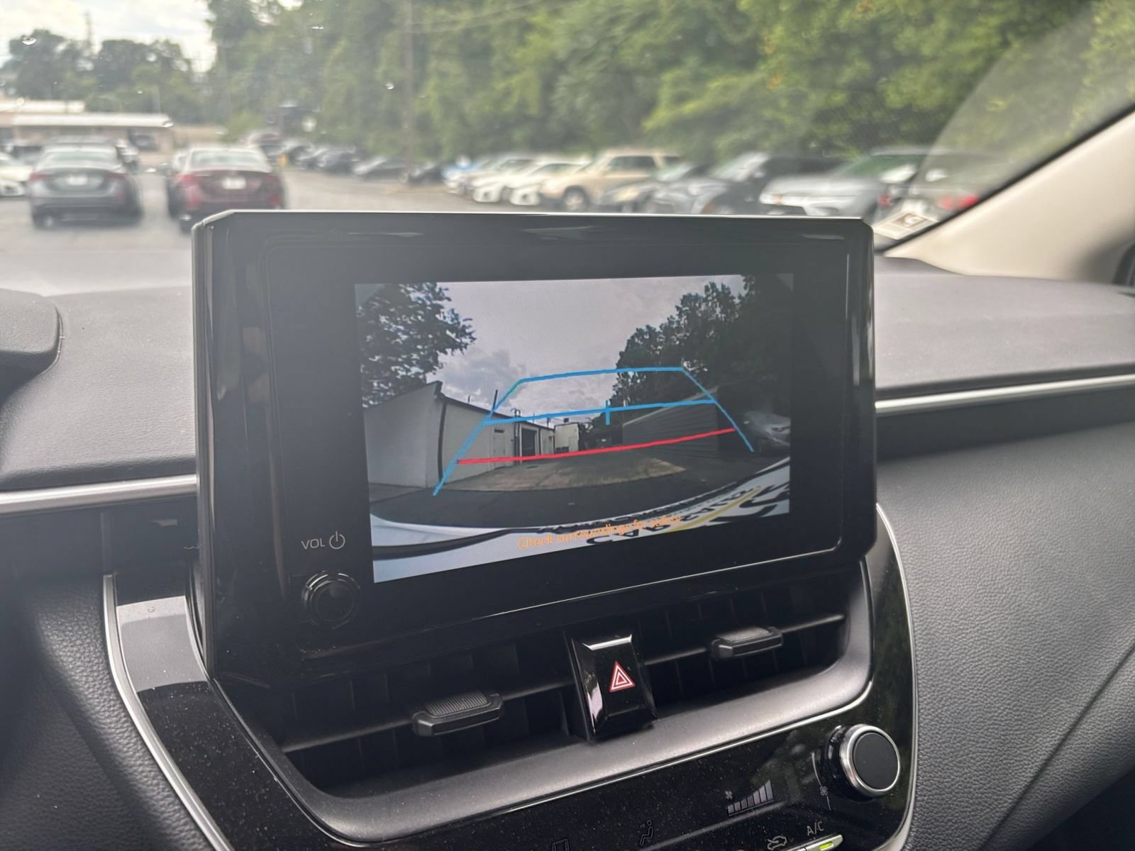 Thumbnail: 2025 Toyota Corolla - 20