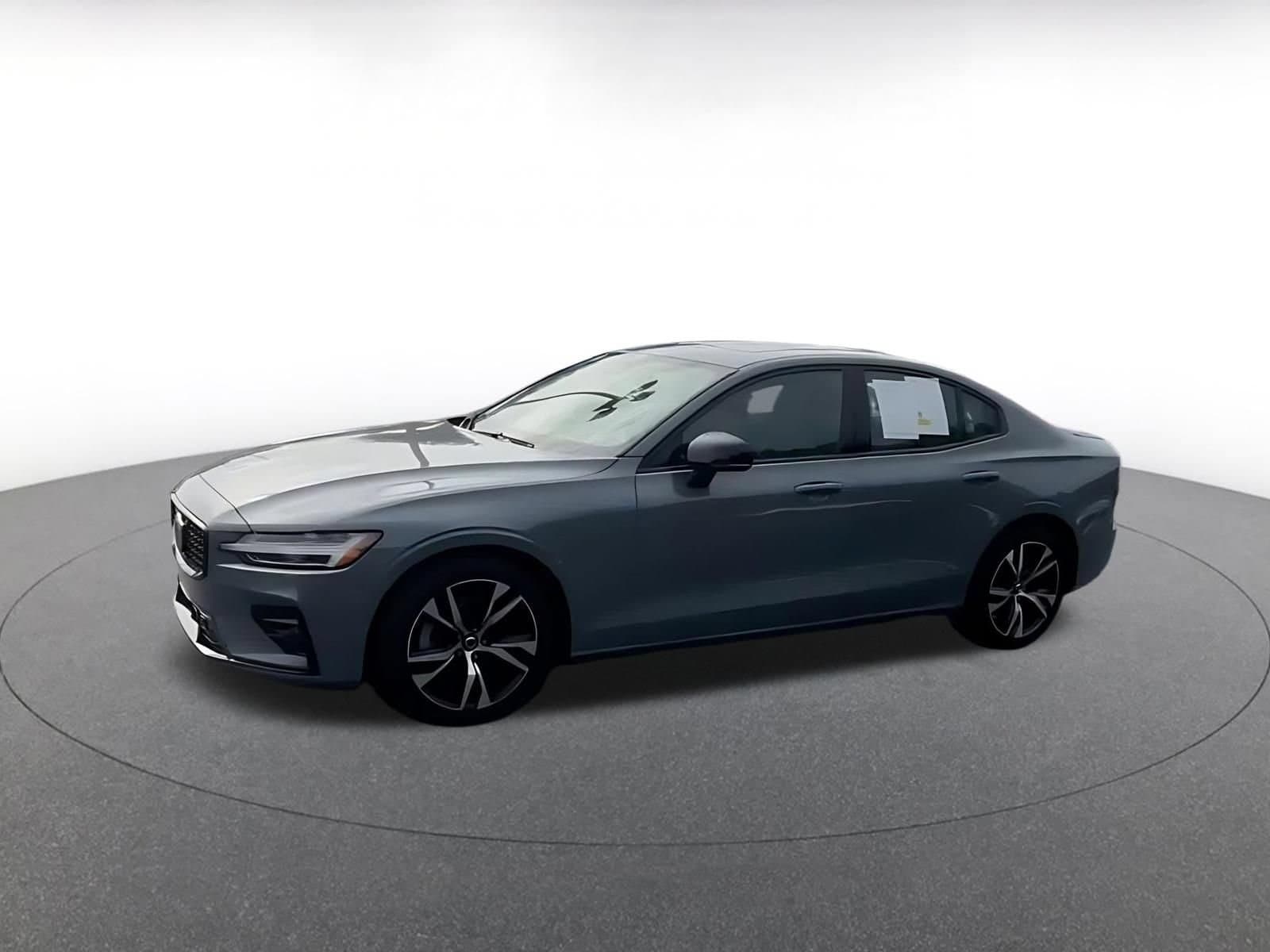 Thumbnail: 2024 Volvo S60 - 7
