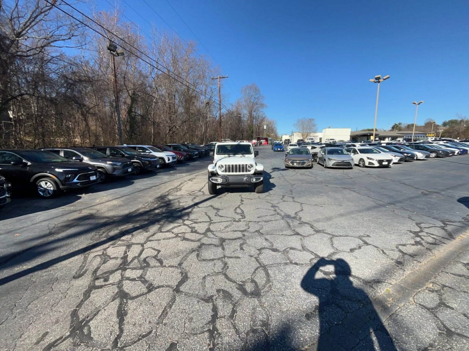 Thumbnail: 2025 Jeep Wrangler - 14