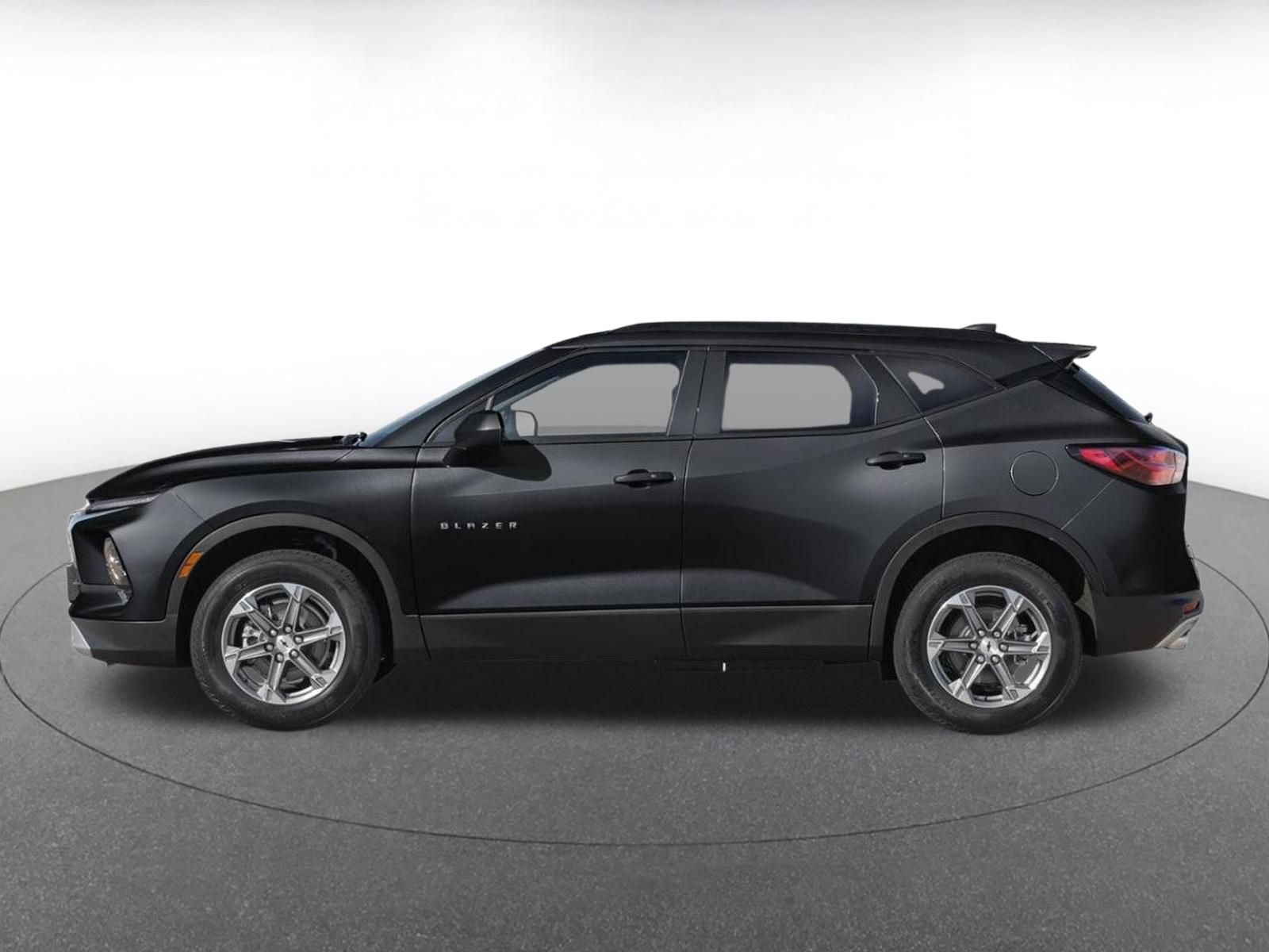 Thumbnail: 2026 Chevrolet Blazer - 3